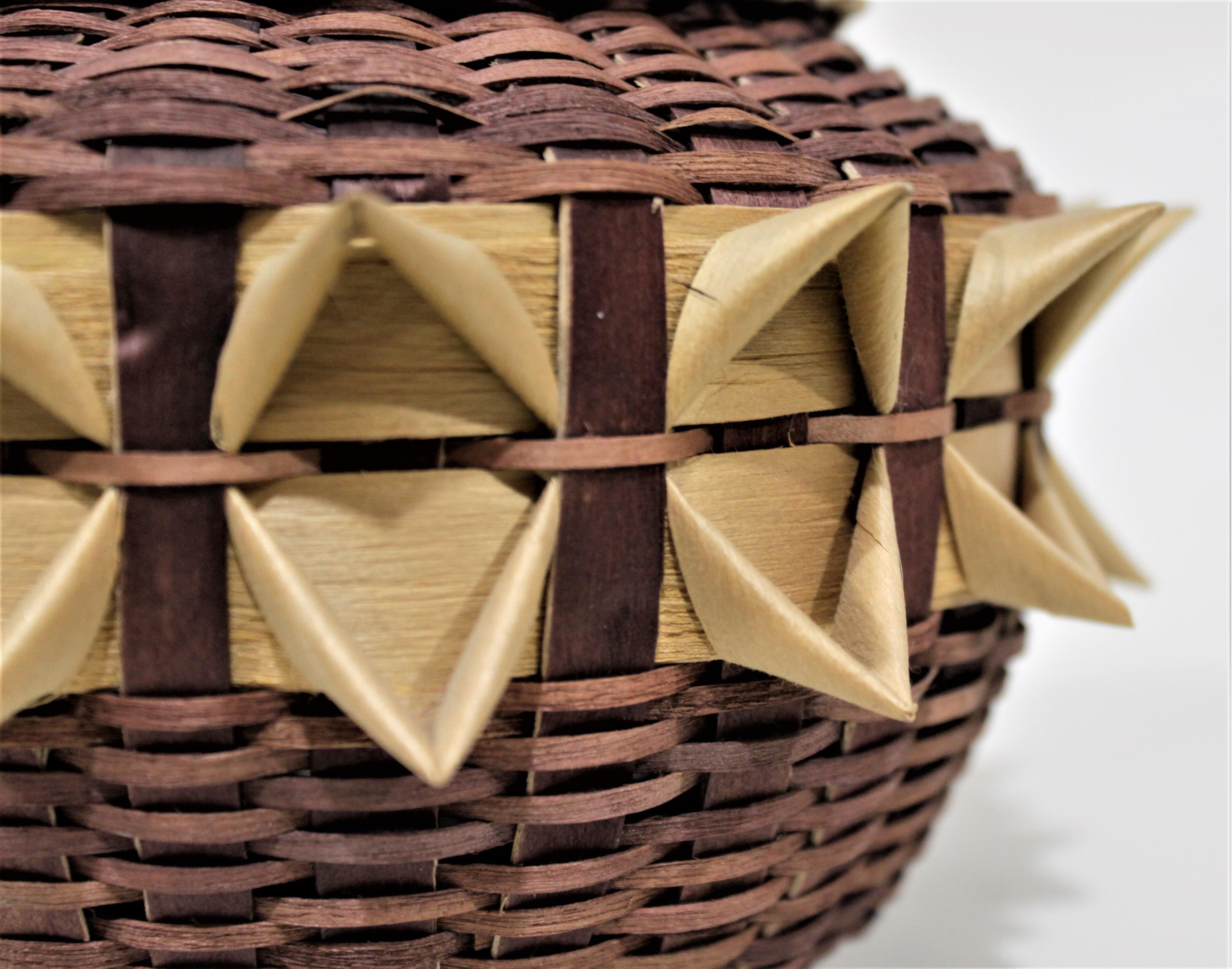 Indigenous Styled Large Handwoven Bird Beak Fancy Lidded Basket For Sale 1