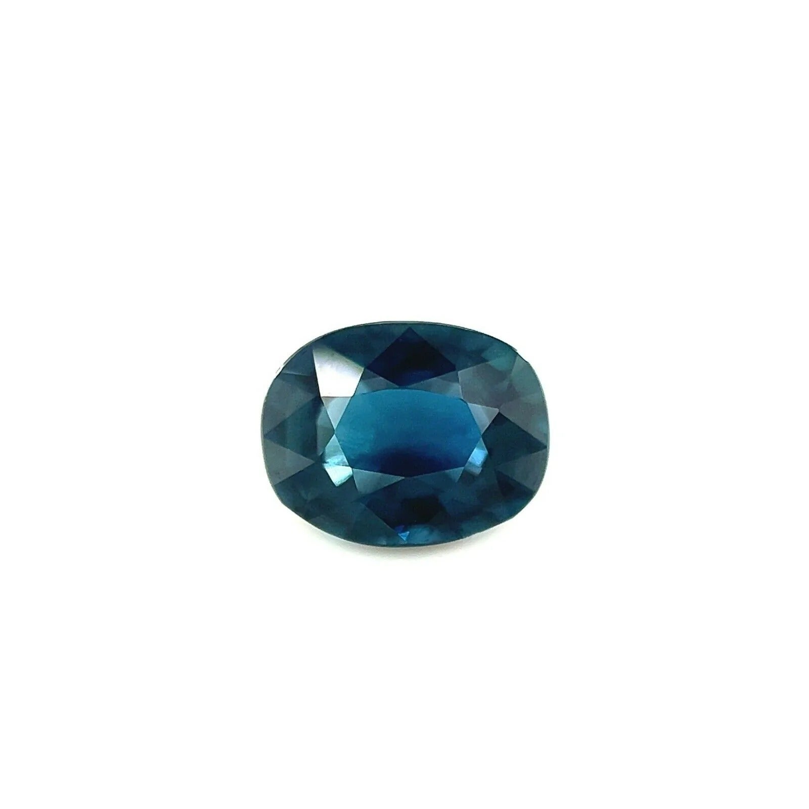 Pierre précieuse non sertie, saphir bleu indigo taille coussin d'Australie naturelle de 0,75 carat