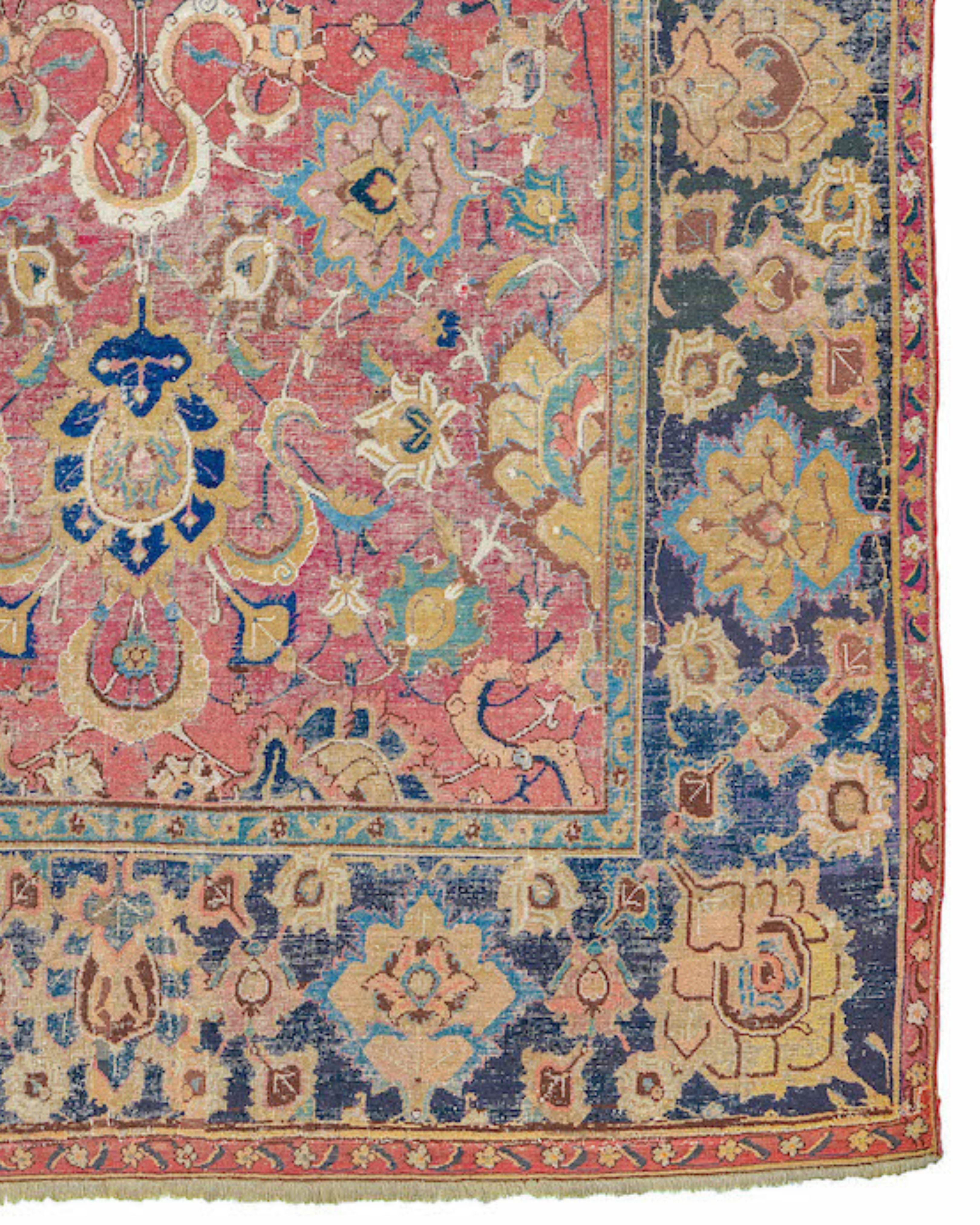 Tapis long indo-Isfahan ancien, 17ème siècle

Tout au long du XVIIe siècle, les modes et modèles persans ont joué un rôle essentiel dans le développement des arts en Inde. Les artistes, les artisans et les poètes persans ont facilement trouvé des