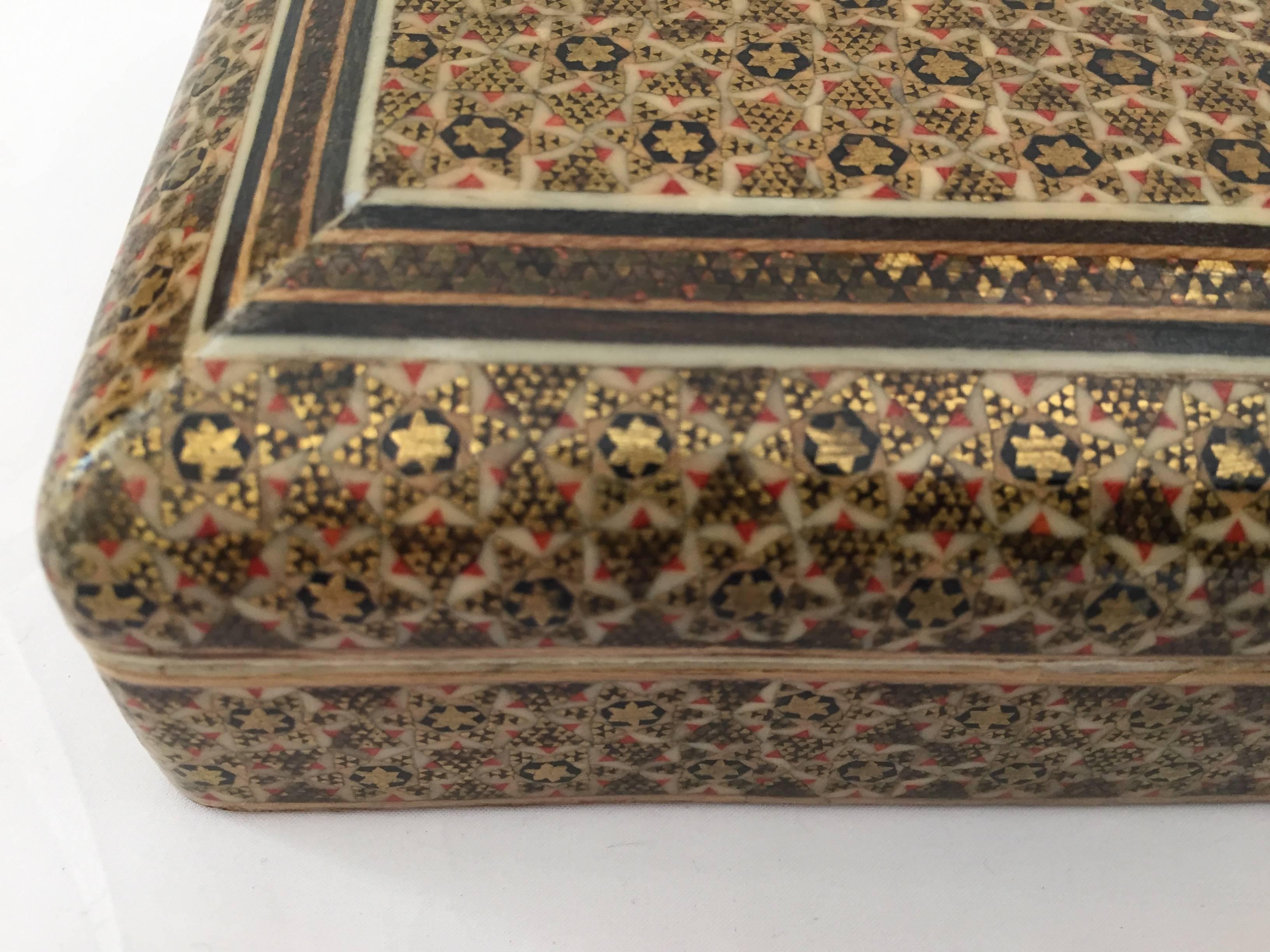 Indo-Persian Khatam Micro Mosaic Jewelry Box In Good Condition For Sale In North Hollywood, CA