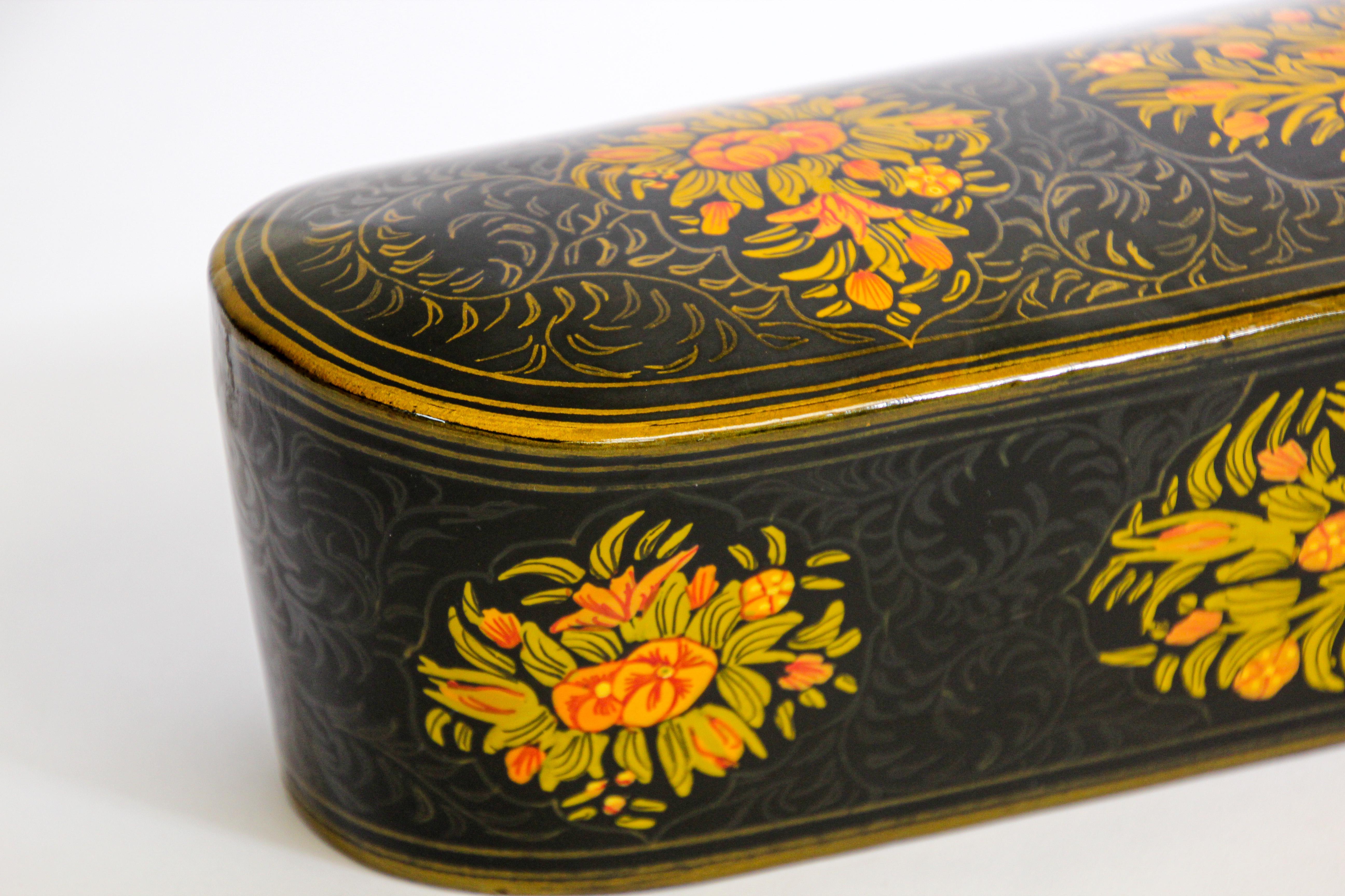 Indo Persian Lacquer Pen Box Hand Painted with Floral Design In Good Condition In North Hollywood, CA