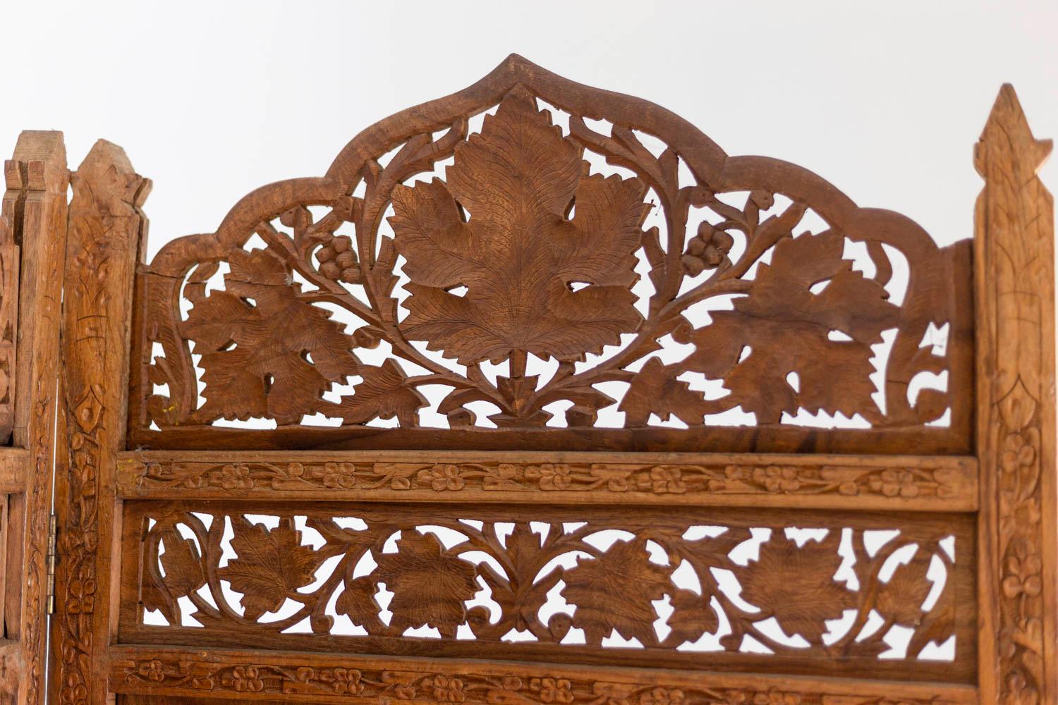 Mid-20th Century Indo-Portuguese Style Screen in Teak, 1950s