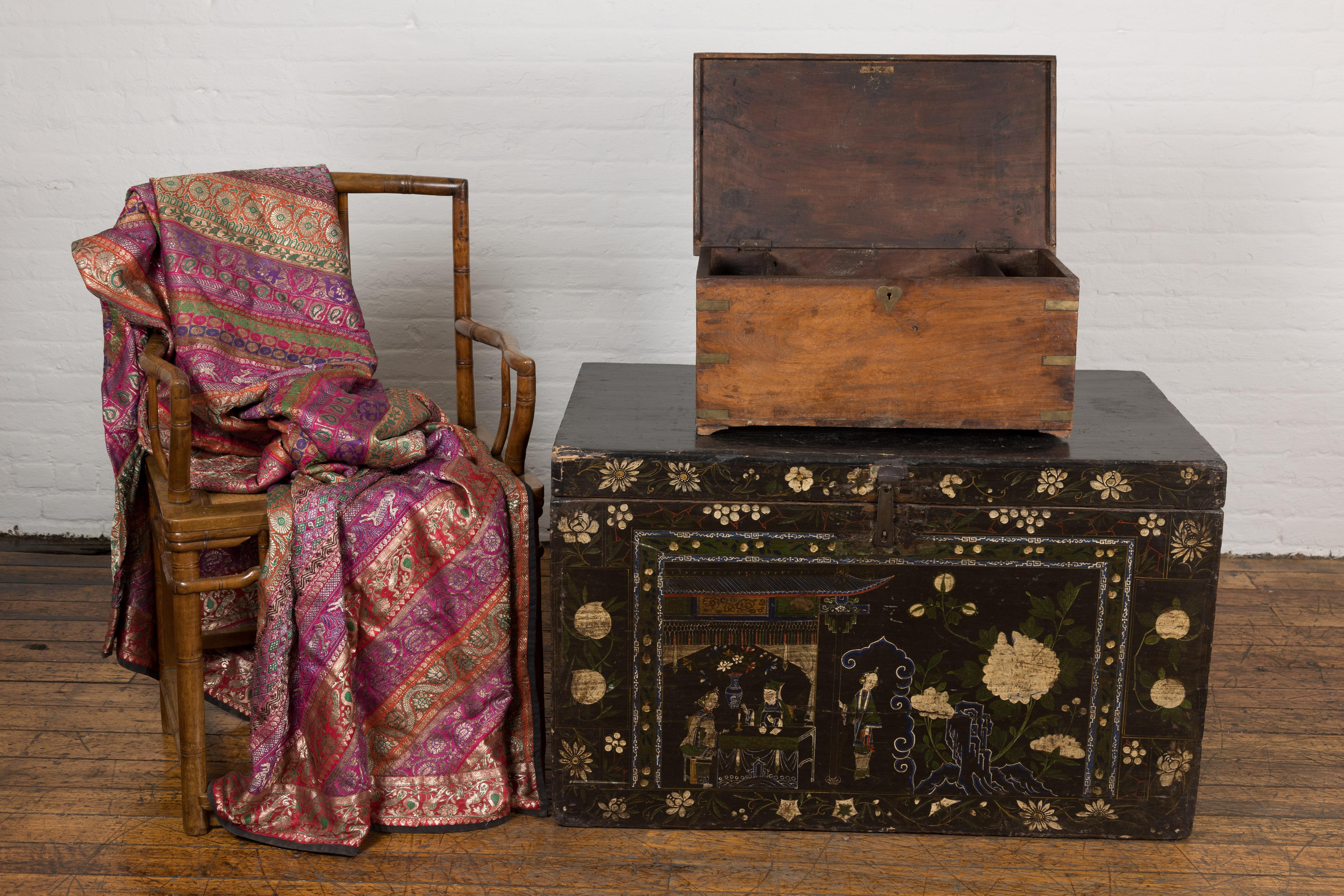 19th Century Rectangular Antique Wooden Storage Chest For Sale 9