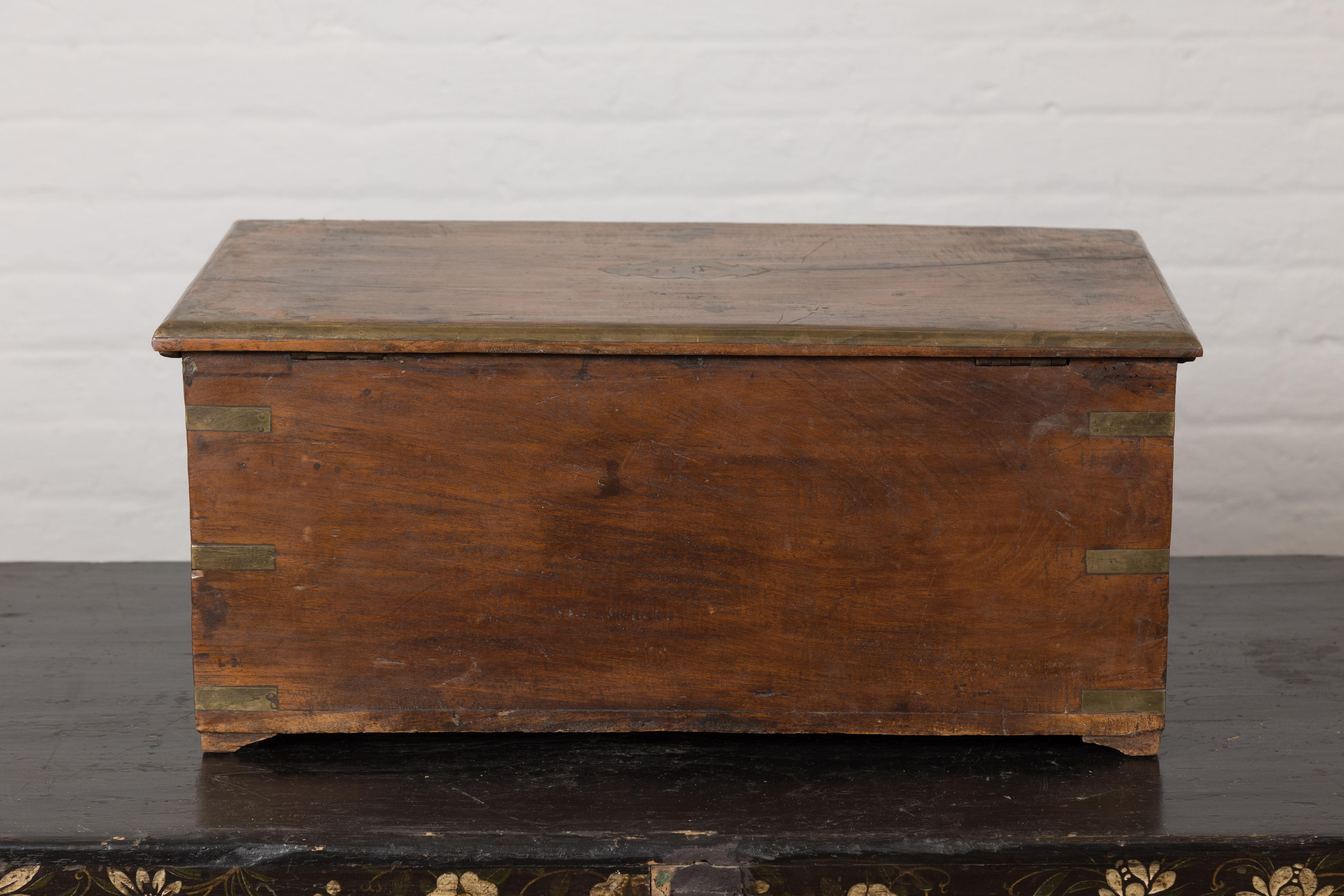 19th Century Rectangular Antique Wooden Storage Chest For Sale 13