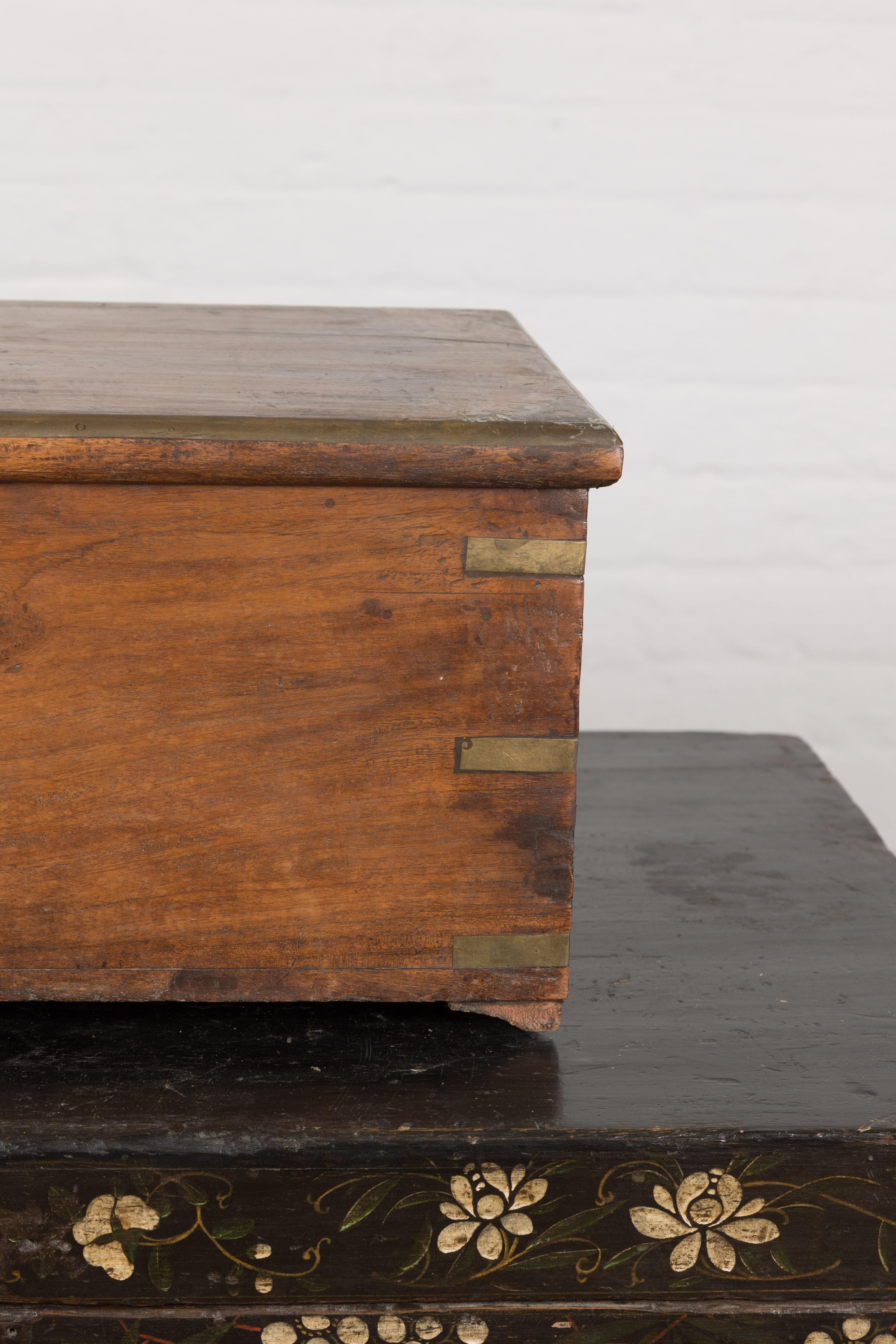 19th Century Rectangular Antique Wooden Storage Chest For Sale 2