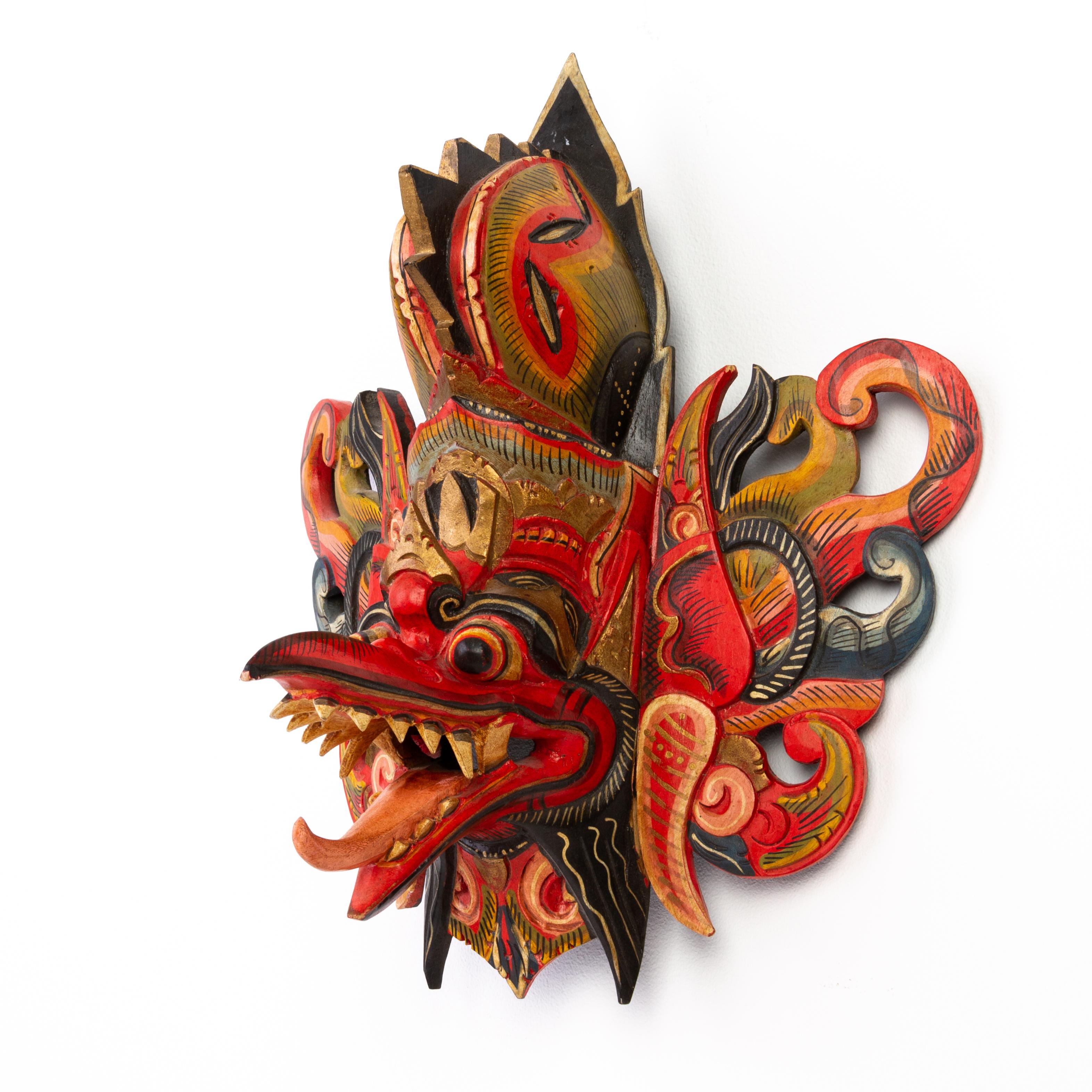 Indonesian Balinese Polychrome Carved Wood Barong Mask In Good Condition In Nottingham, GB