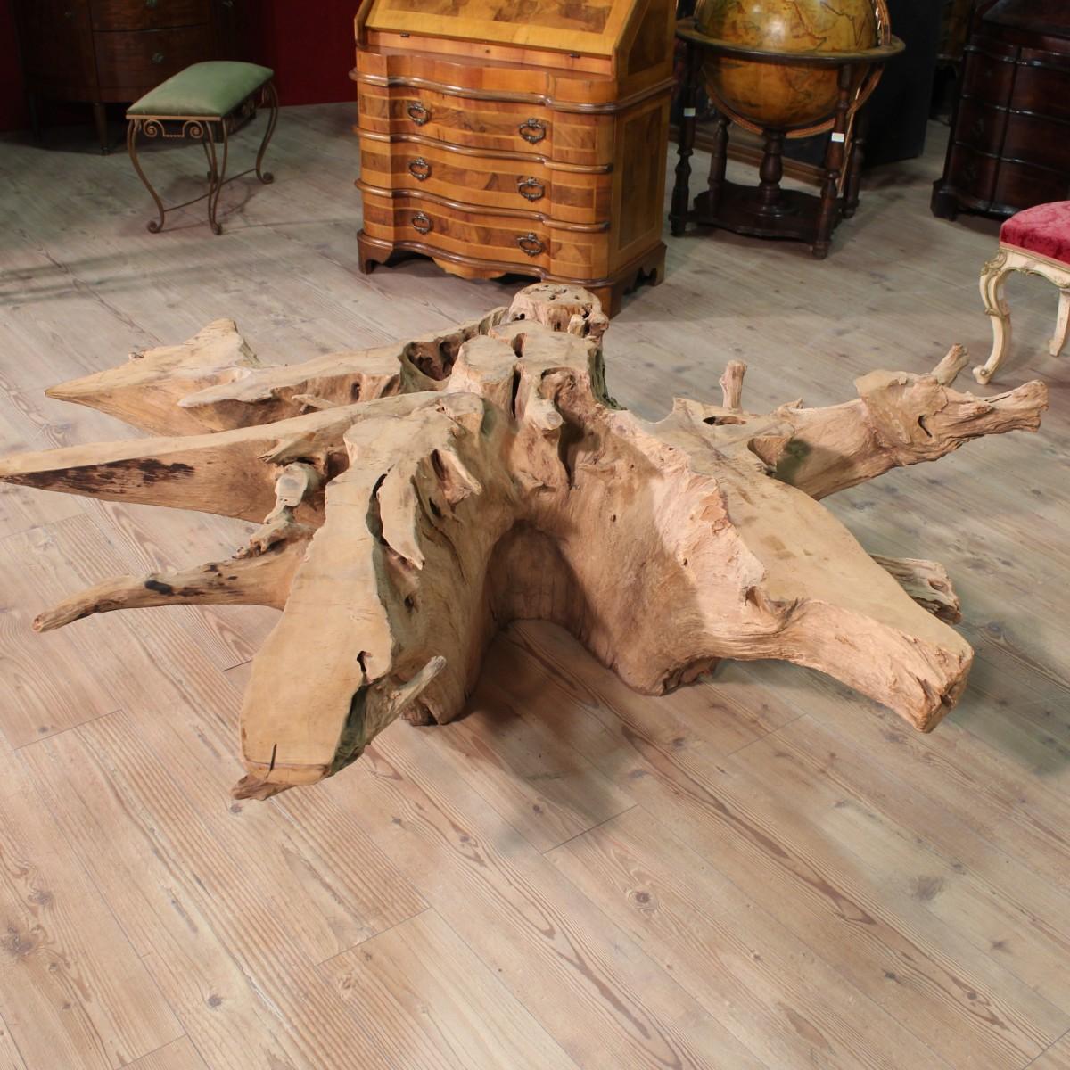 20th century Indonesian table base. Furniture made from root mangrove tree ideal to place in a living room. Base missing top ideal to combine with a glass dashboard (not included in the offer). In good condition with some small signs of aging.