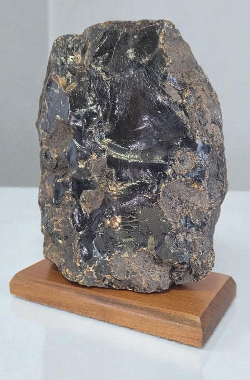 Contemporary Huge Indonesian blue amber, reactive to U.V rays For Sale