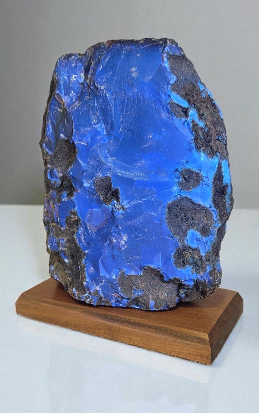 Precious Stone Huge Indonesian blue amber, reactive to U.V rays For Sale
