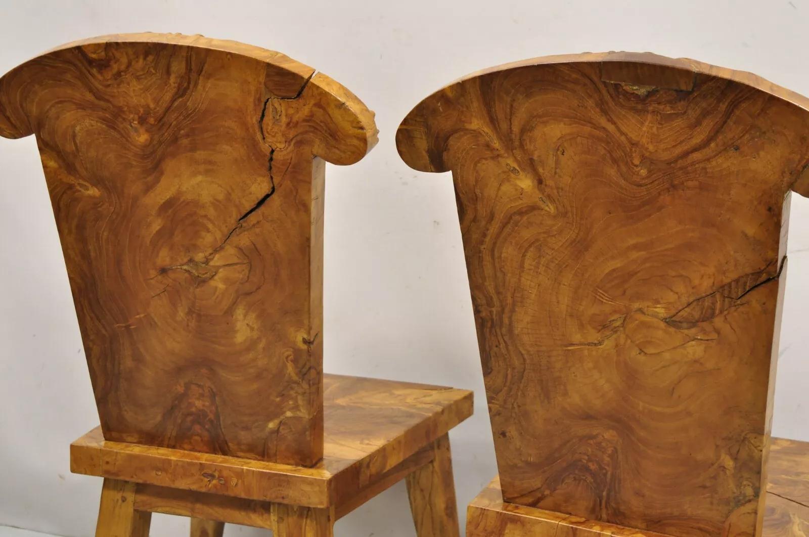 Paire de chaises d'appoint continentales en bois de ronce massif sculpté d'Indonésie en vente 5