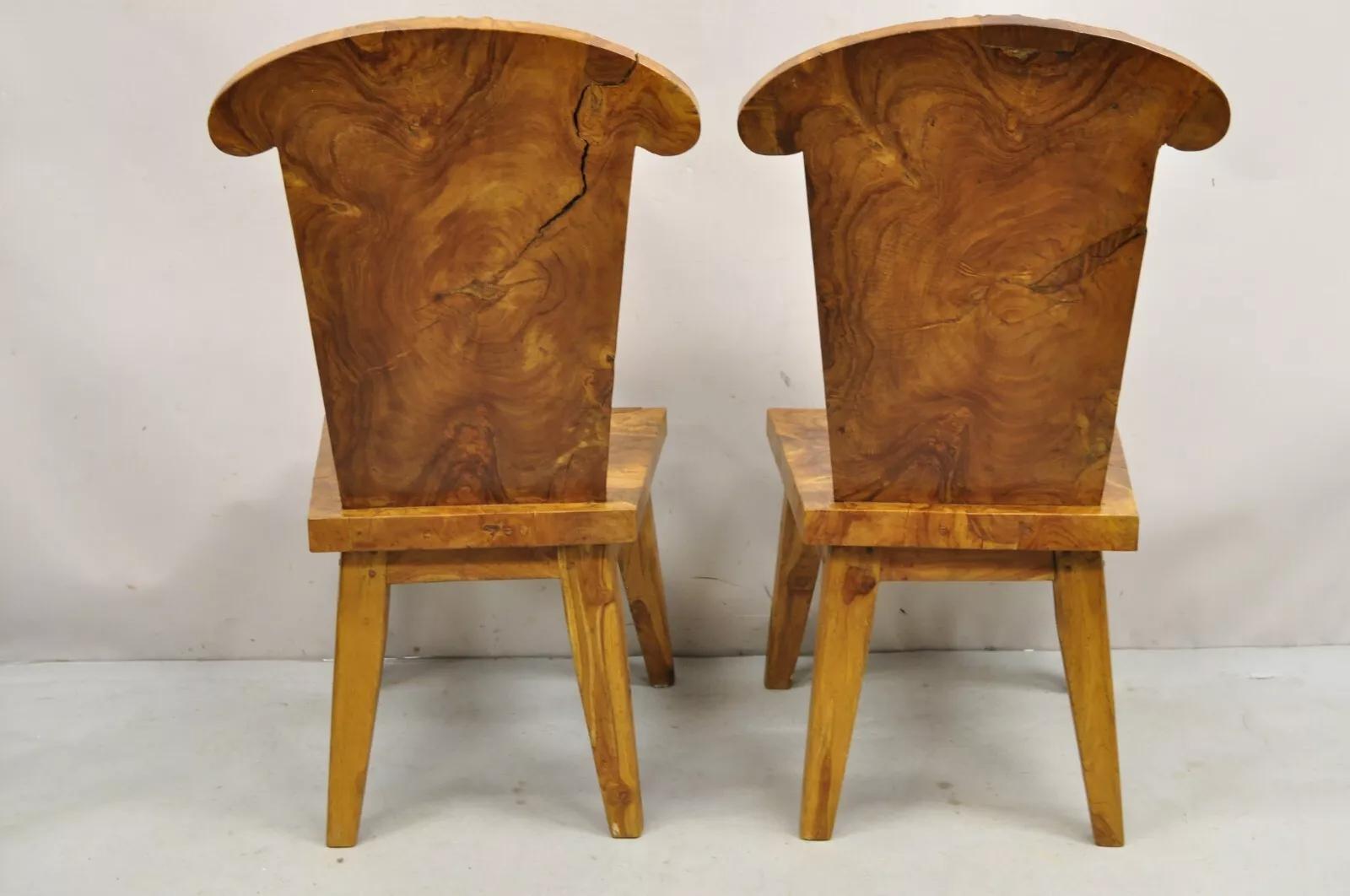 Paire de chaises d'appoint continentales en bois de ronce massif sculpté d'Indonésie en vente 8