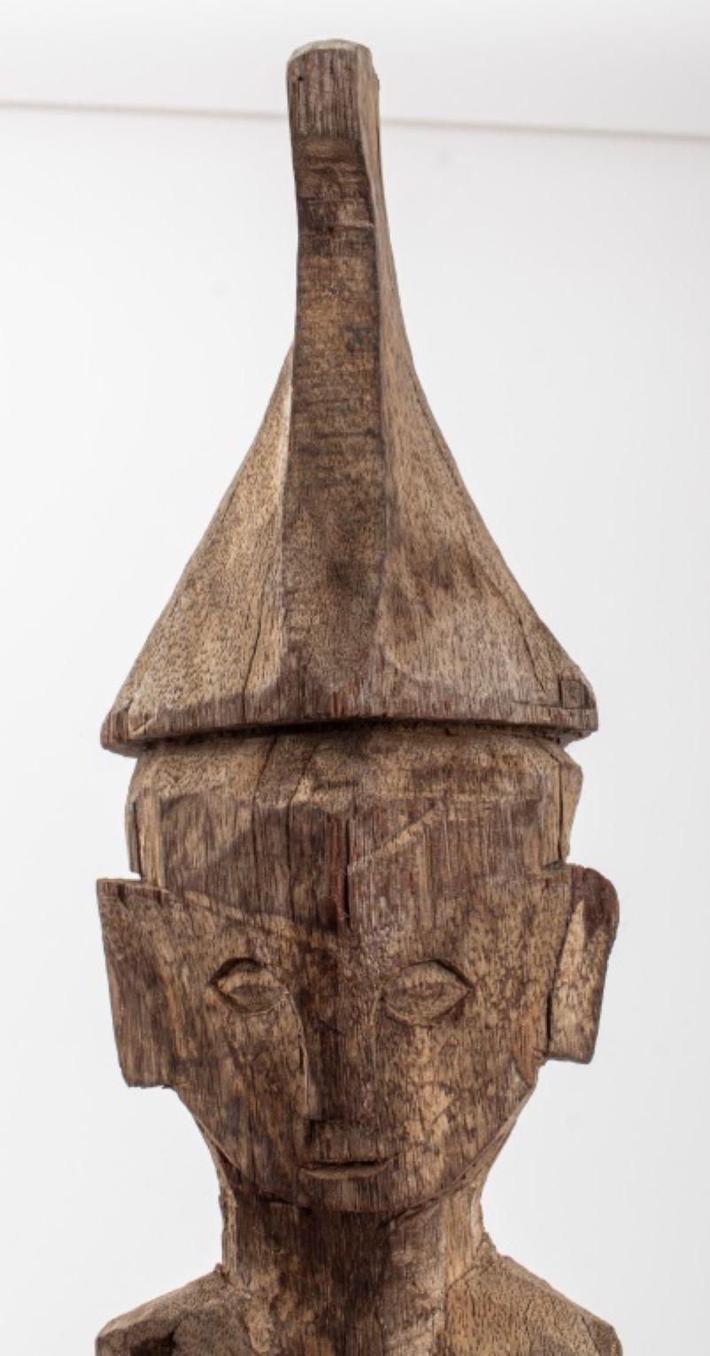 20th Century Indonesian Dayak Wood Male Hampatong Sculpture For Sale