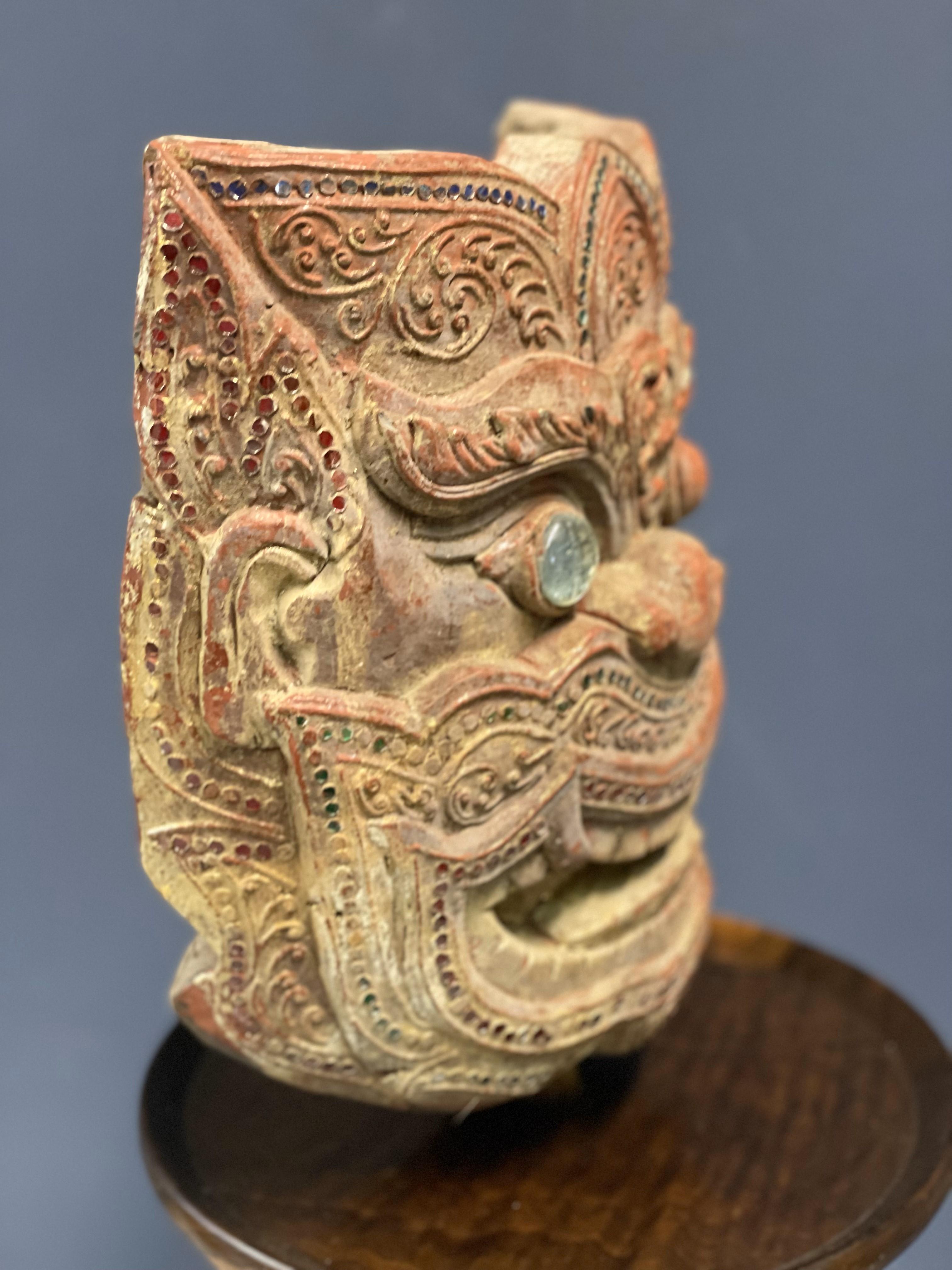 Masque de démon indonésien en vente 1