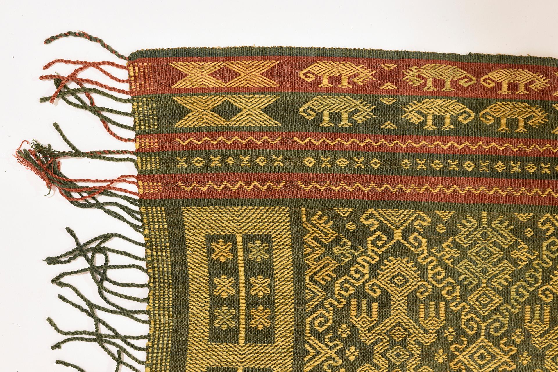 20ième siècle Ikat indonésien en vente