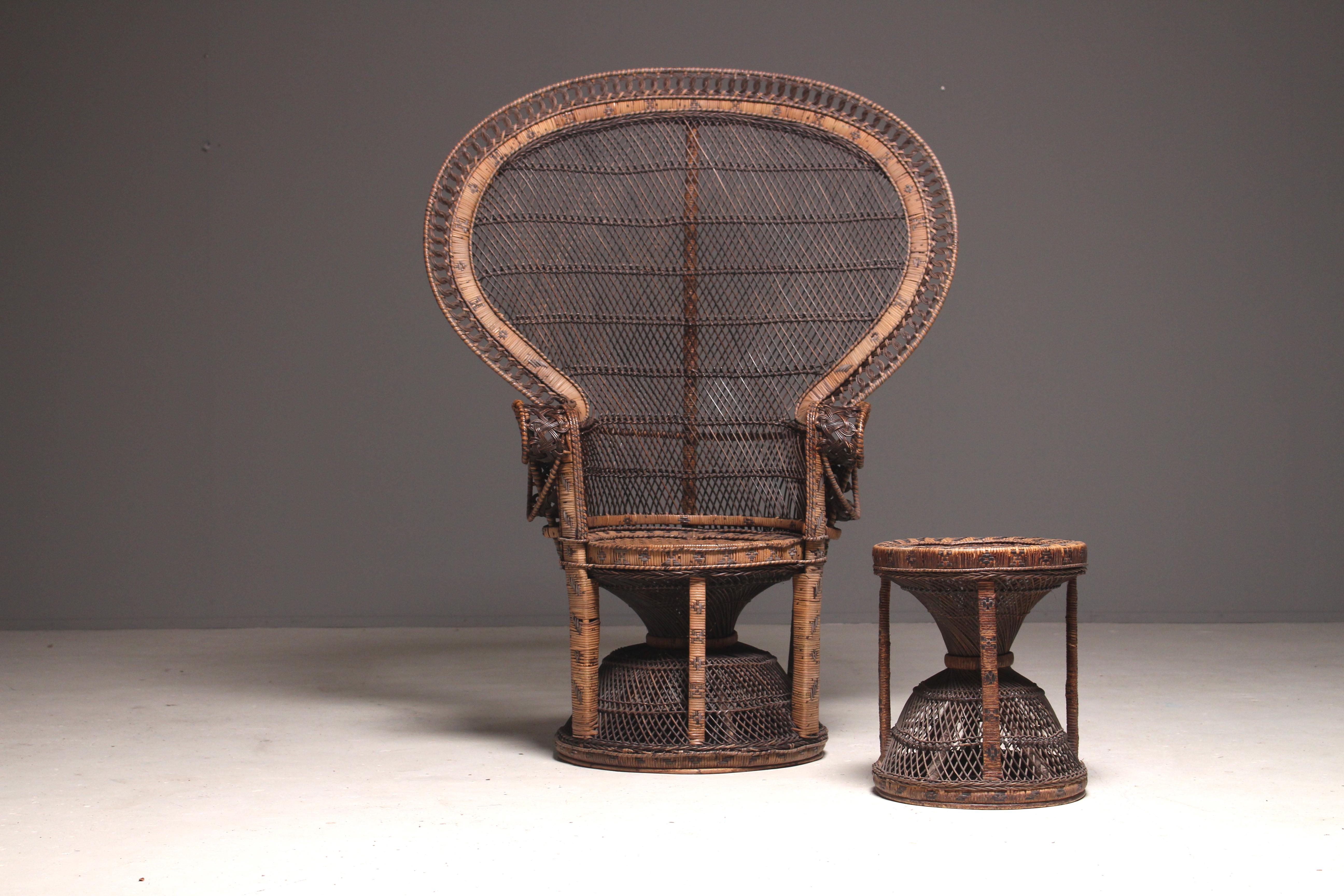 Indonesian Large Peacock Emmanuelle Chair with a Rare Stool, 1970s For Sale 2