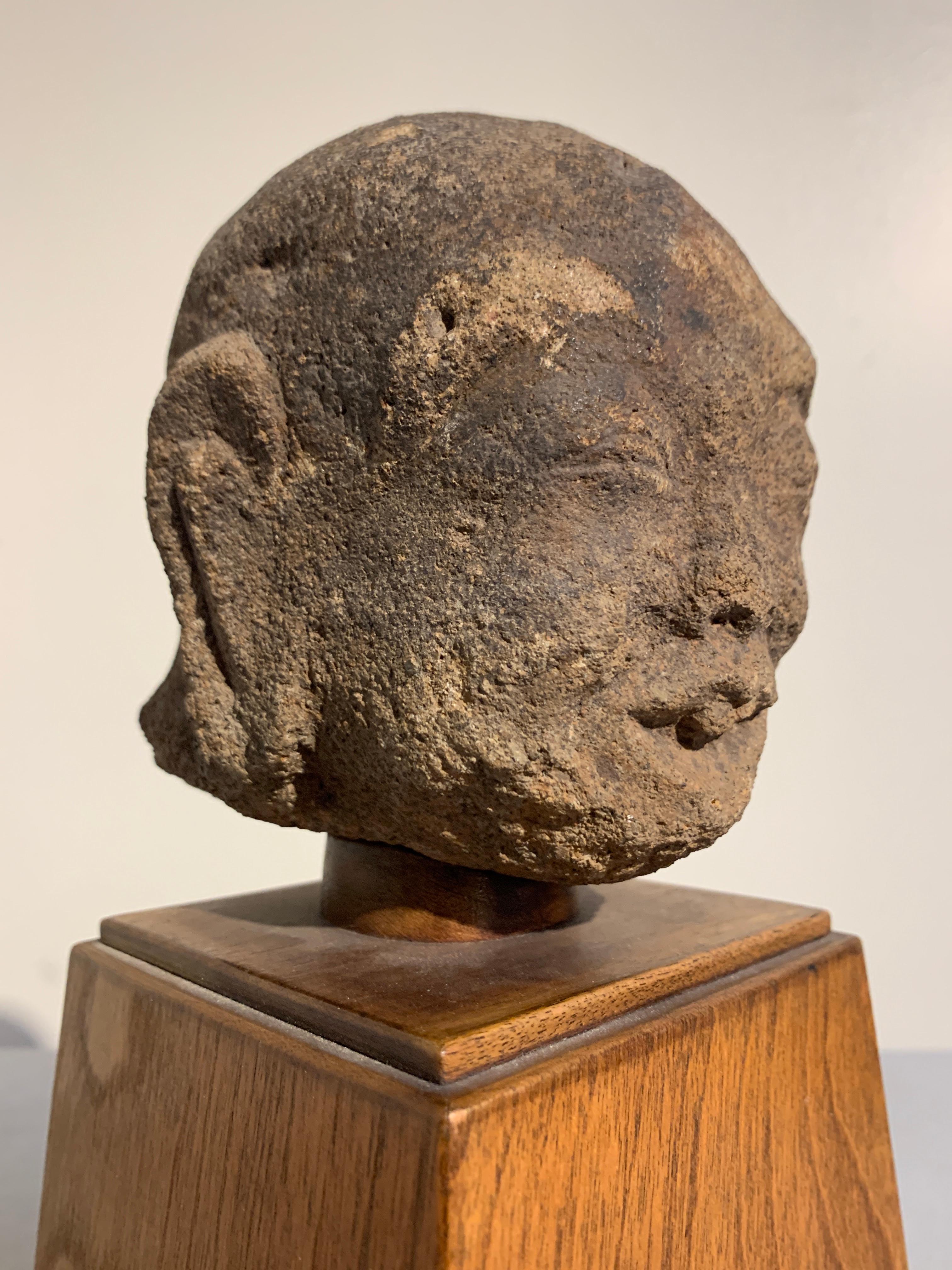 Indonesian Majapahit Terracotta Head of a Male, circa 14th Century In Fair Condition For Sale In Austin, TX