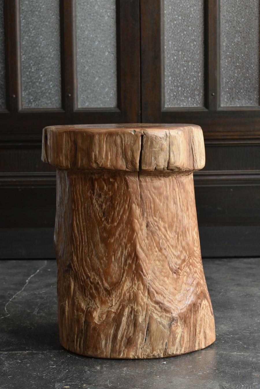 Other Indonesian Mushroom-Shaped Old Stool/Primitive Design/Early 20th Century/Stock B