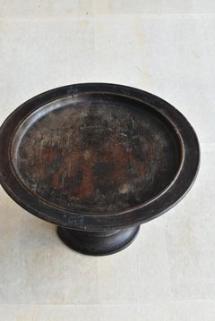 Piccolo tavolo antico indonesiano in legno/stand espositivo/tavolo portacandele