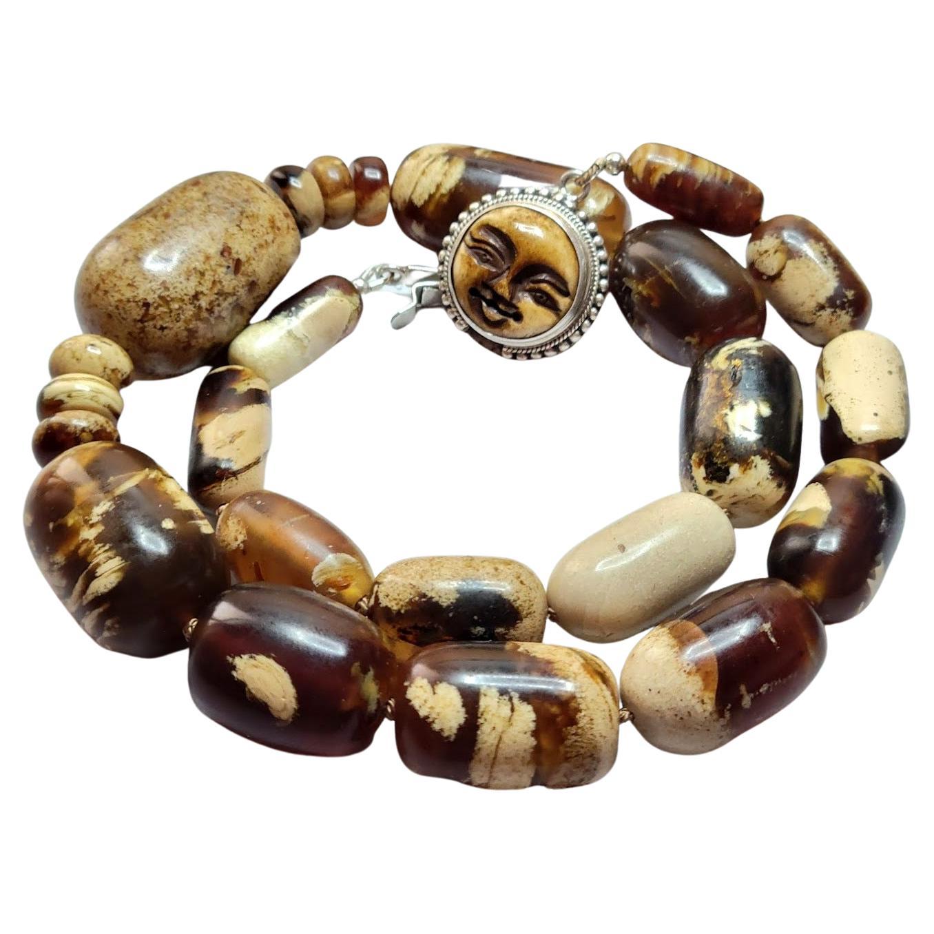 Collier d
ambre indonésienne de Sumatra en vente