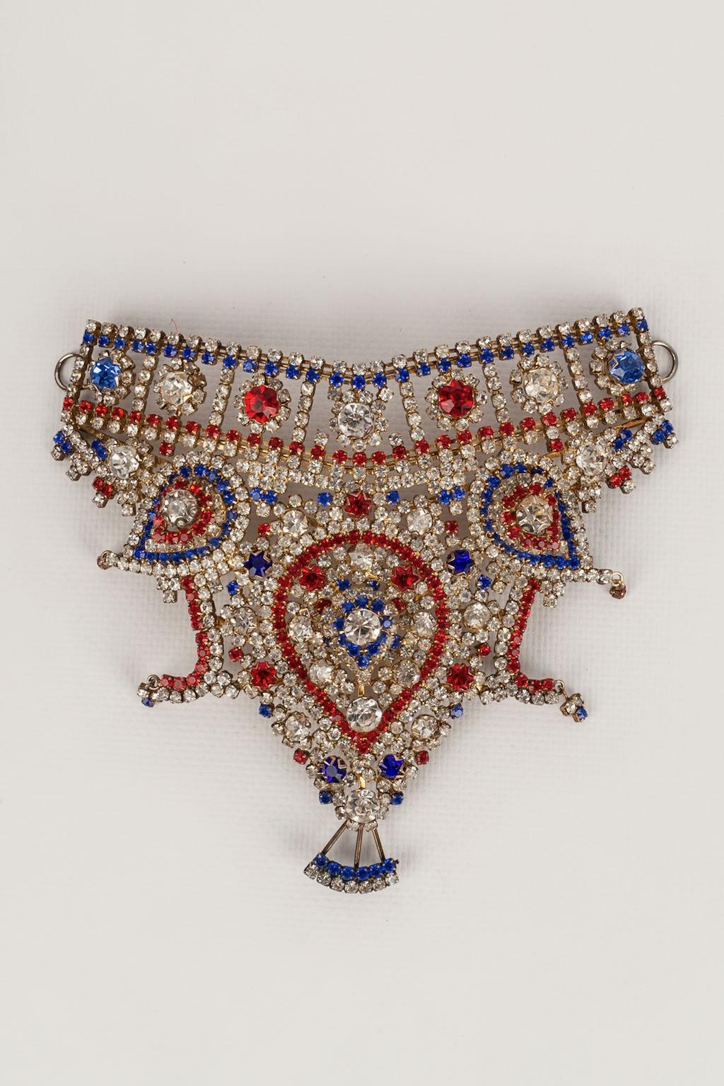 Indonesian theater jewel 1950's For Sale 2