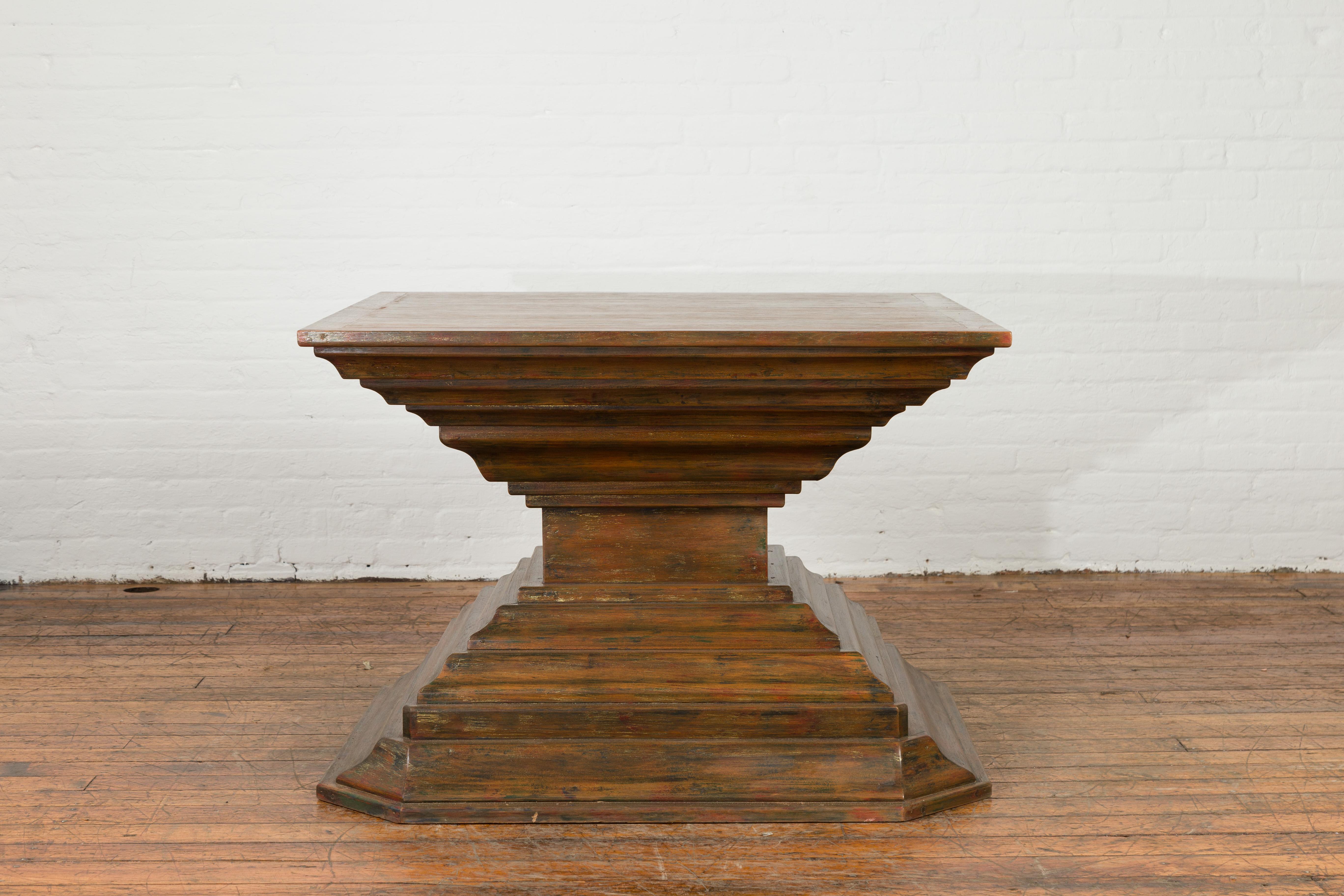 20th Century Indonesian Vintage Pagan Dynasty Style Pyramid-Shaped Console Pedestal Table For Sale