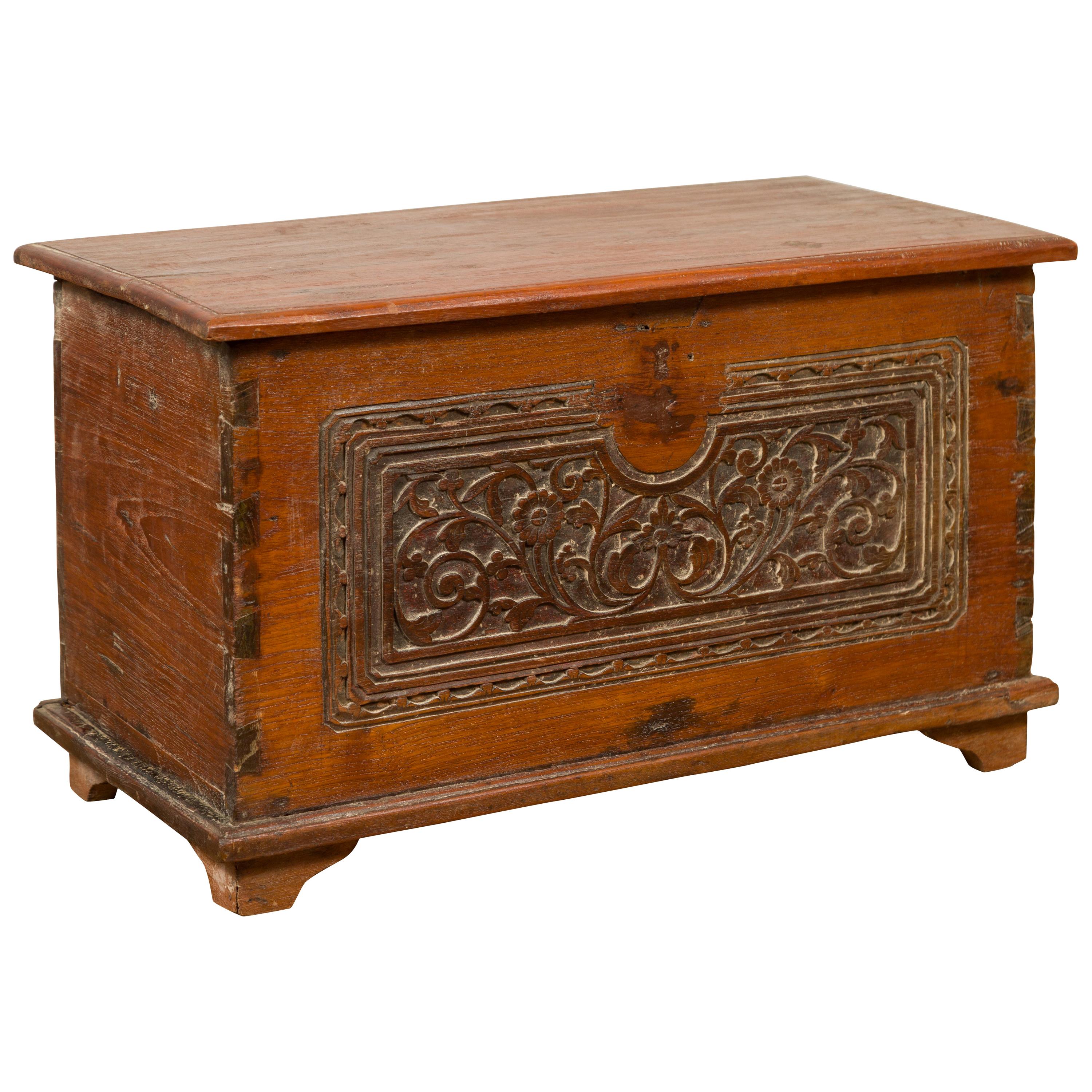 Vintage Wooden Blanket Chest with Carved Foliage and Floral Motifs For Sale