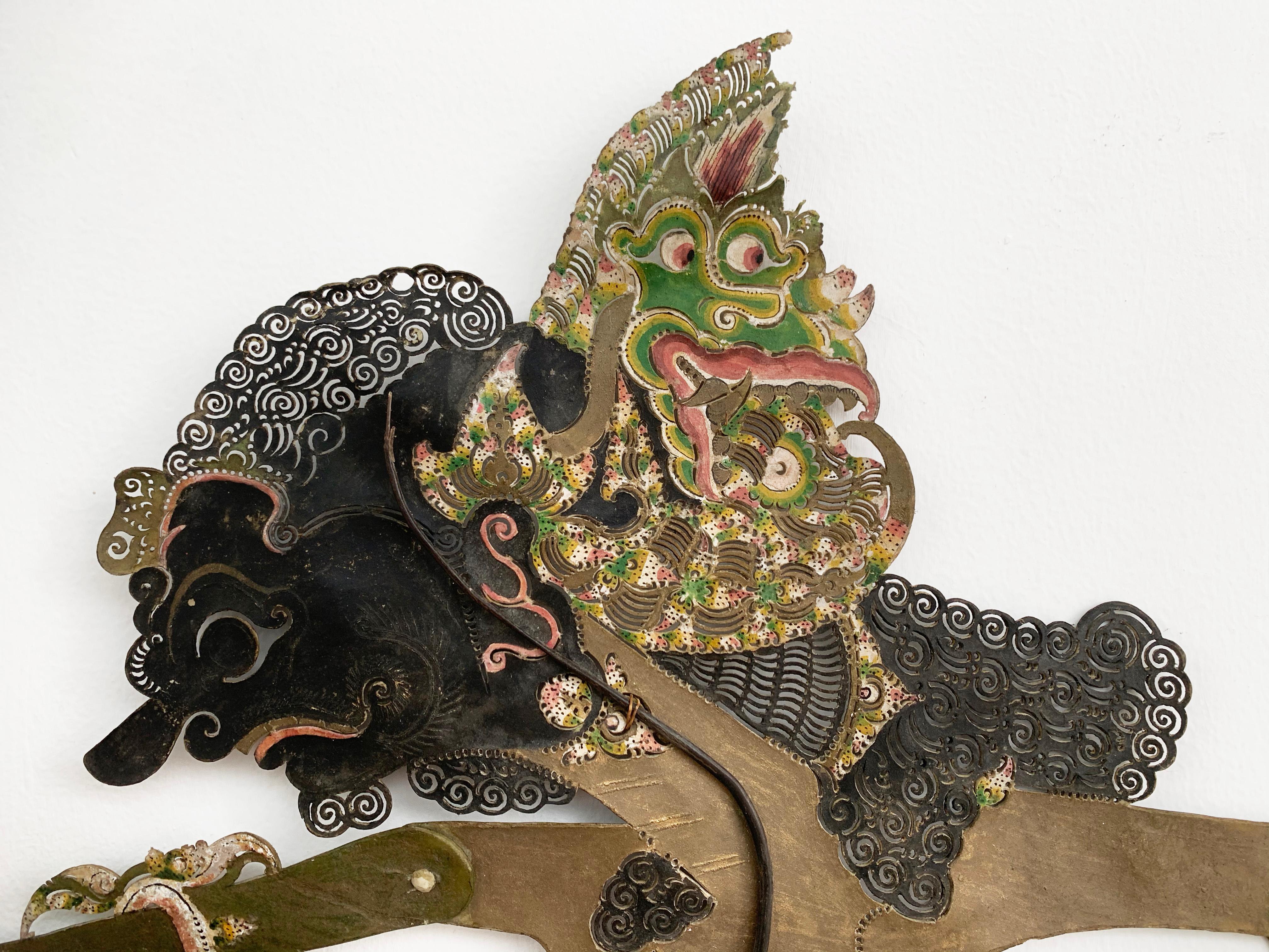 Indonesische indonesische „Wayang Kulit“ Schattenpuppe, Java, Indonesien, frühes 20. Jahrhundert im Zustand „Gut“ im Angebot in Jimbaran, Bali