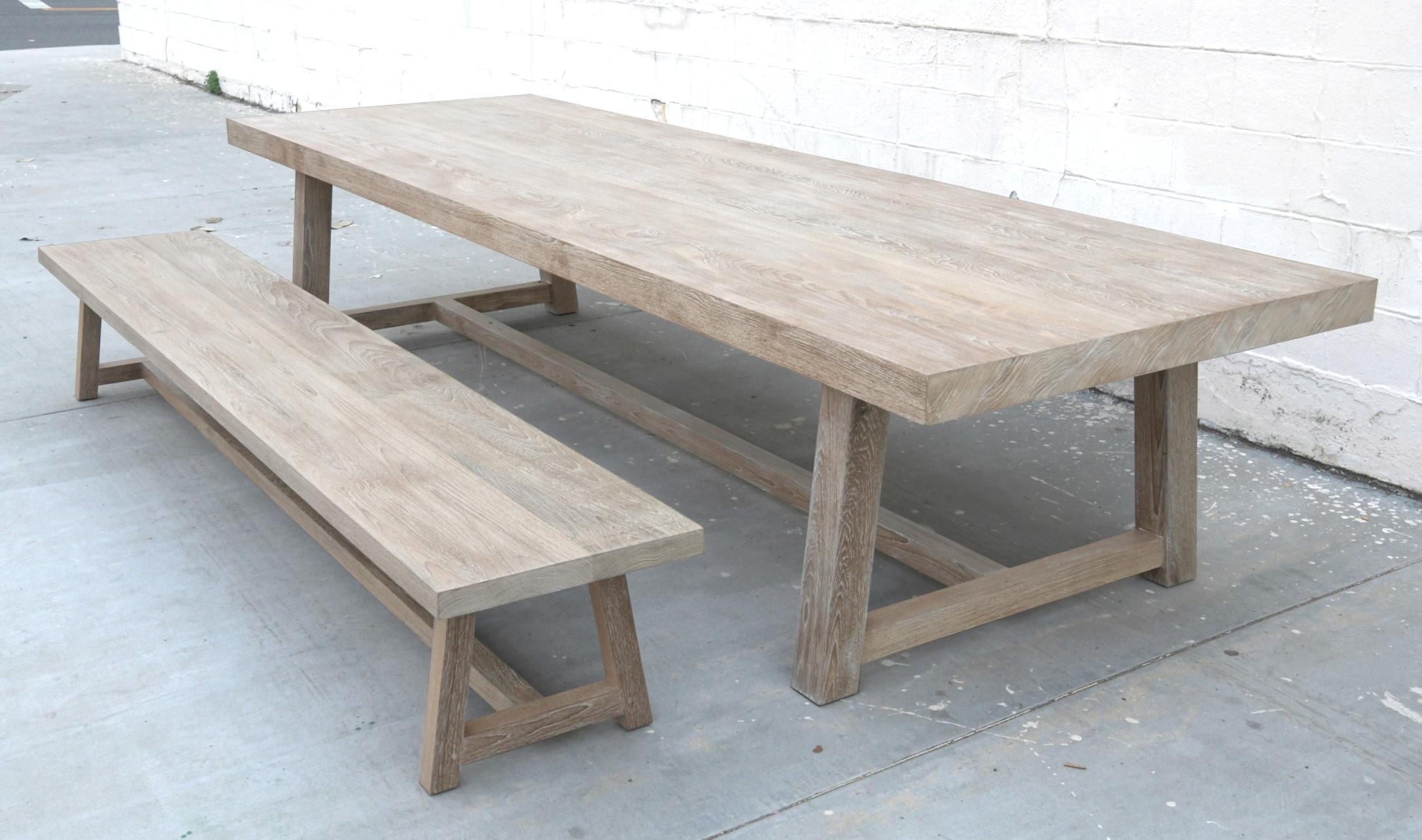 American Craftsman Table de salle à manger Ebba Custom en teck (Indoor ou Outdoor) en vente