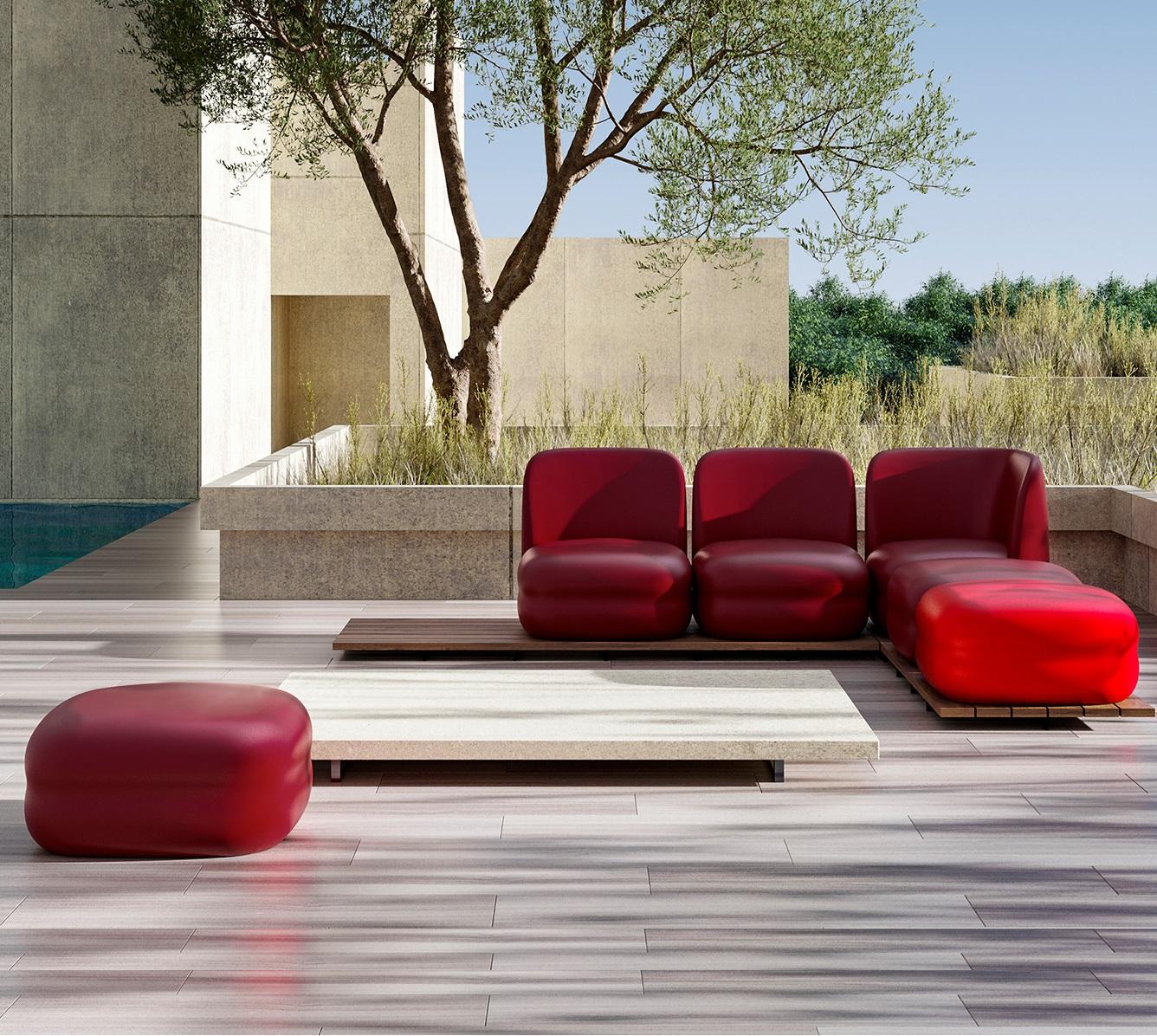 Da interno/esterno, 3 pouf per sedersi realizzati in Flexyskin e costruiti su una base di legno in vendita 2
