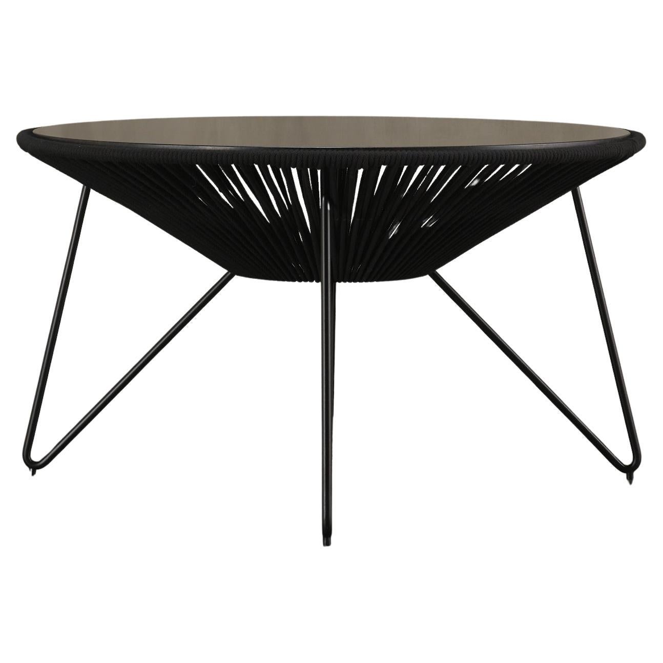 Indoor / Outdoor-Esstisch im Angebot