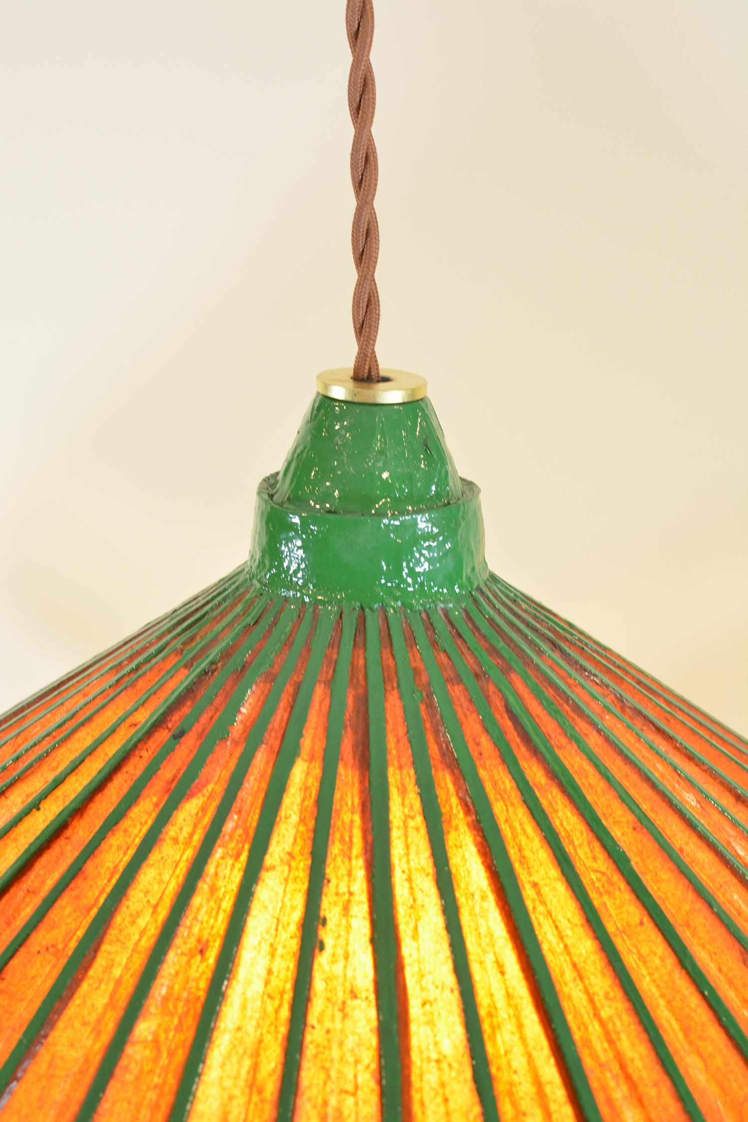 Indoor/Outdoor Hängelampe aus japanischem Sonnenschirm aus den 1950er Jahren im Angebot 4