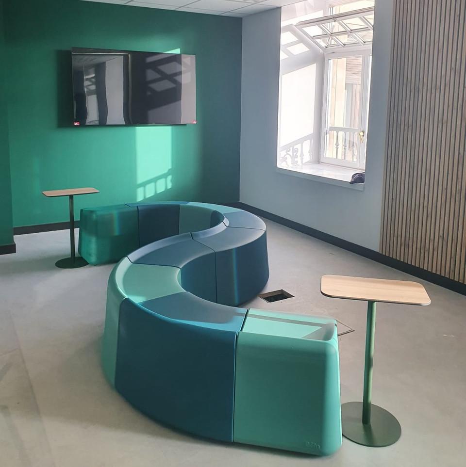 Modern Indoor/Outdoor Modular Seating with 2 Side Tables, Crafted Using Flexyskin For Sale