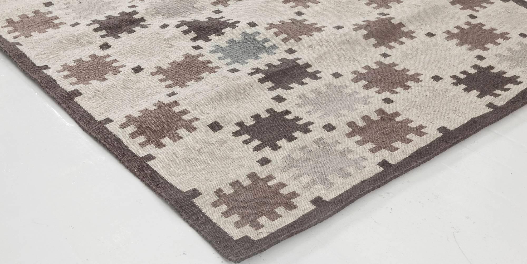 Annodato a mano Tappeto in lana a trama piatta per interni e per esterni dal design scandinavo di Doris Leslie Blau in vendita