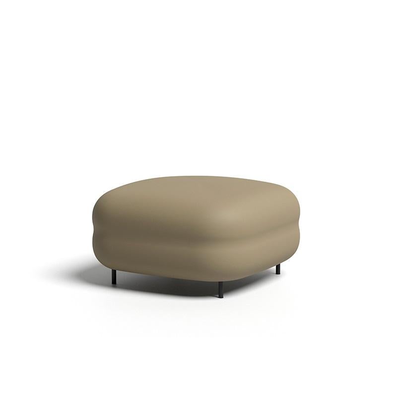 Indoor/Outdoor Set aus zwei Sesseln mit Ottomane aus Flexyskin im Zustand „Neu“ im Angebot in NEW YORK, NY