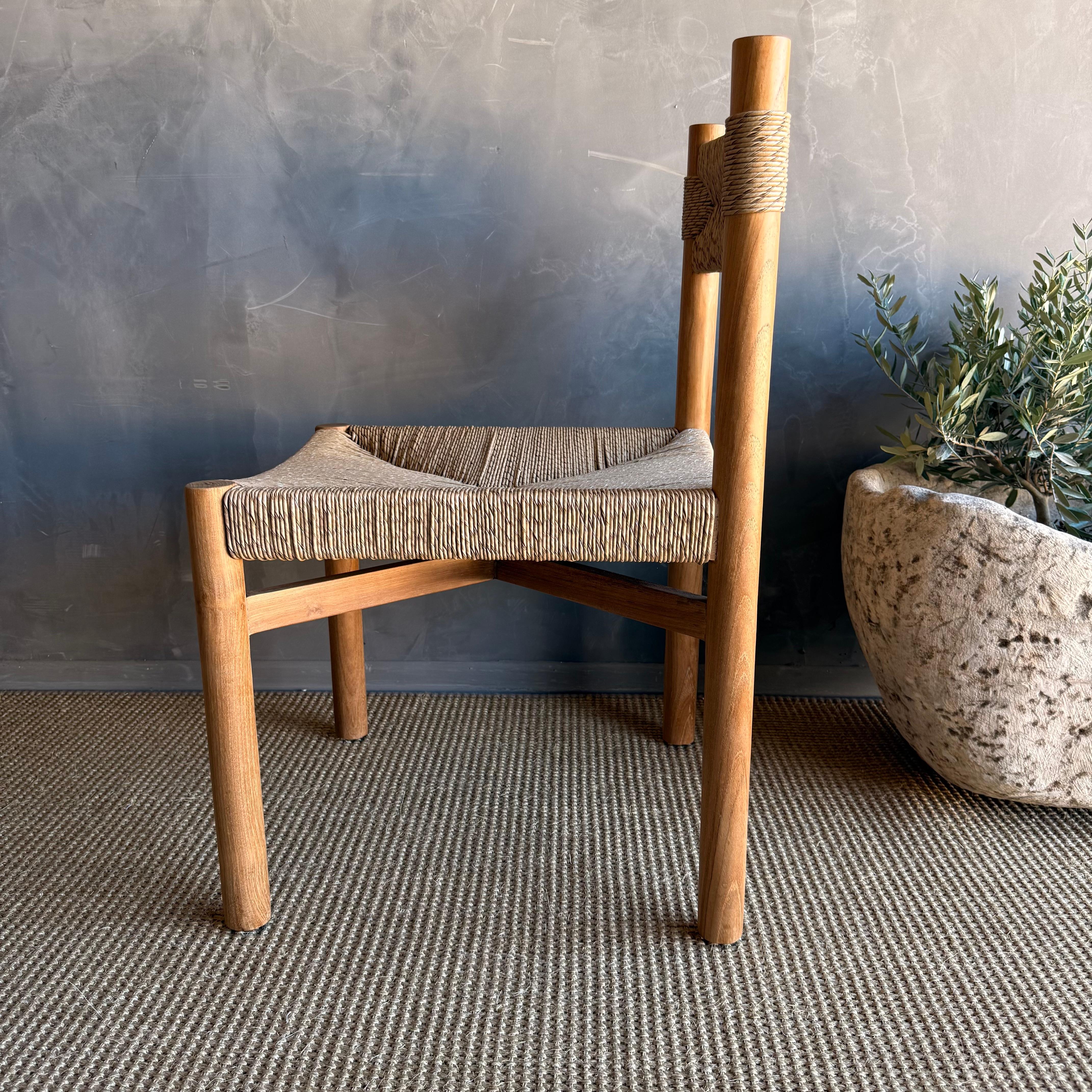 Indoor Outdoor Massiv Teakholz und geflochtene Twist Natural Rope Esszimmerstühle im Angebot 4