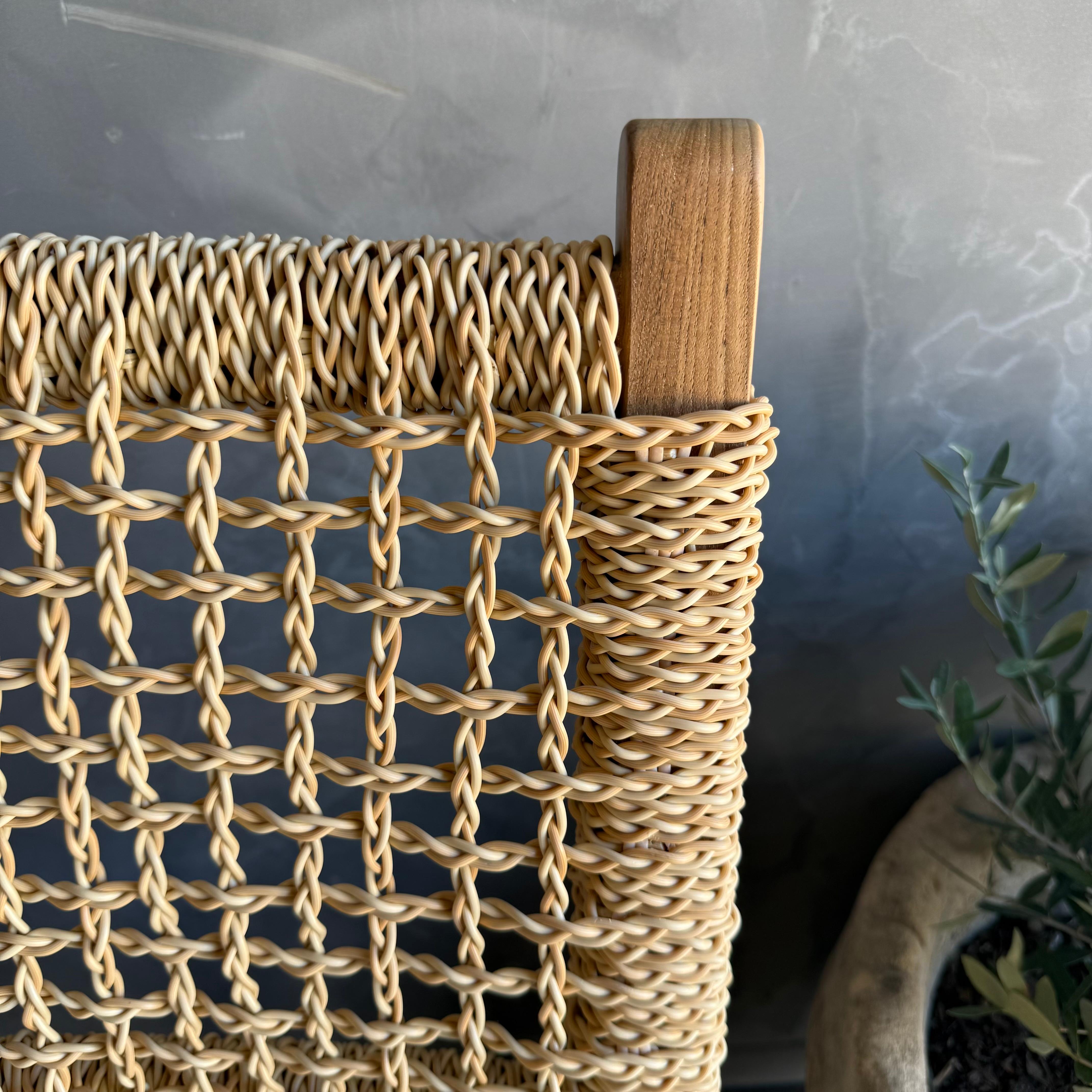 Indoor Outdoor Massiv Teakholz Esszimmerstühle mit geflochtenem Seil Design (Indonesisch) im Angebot