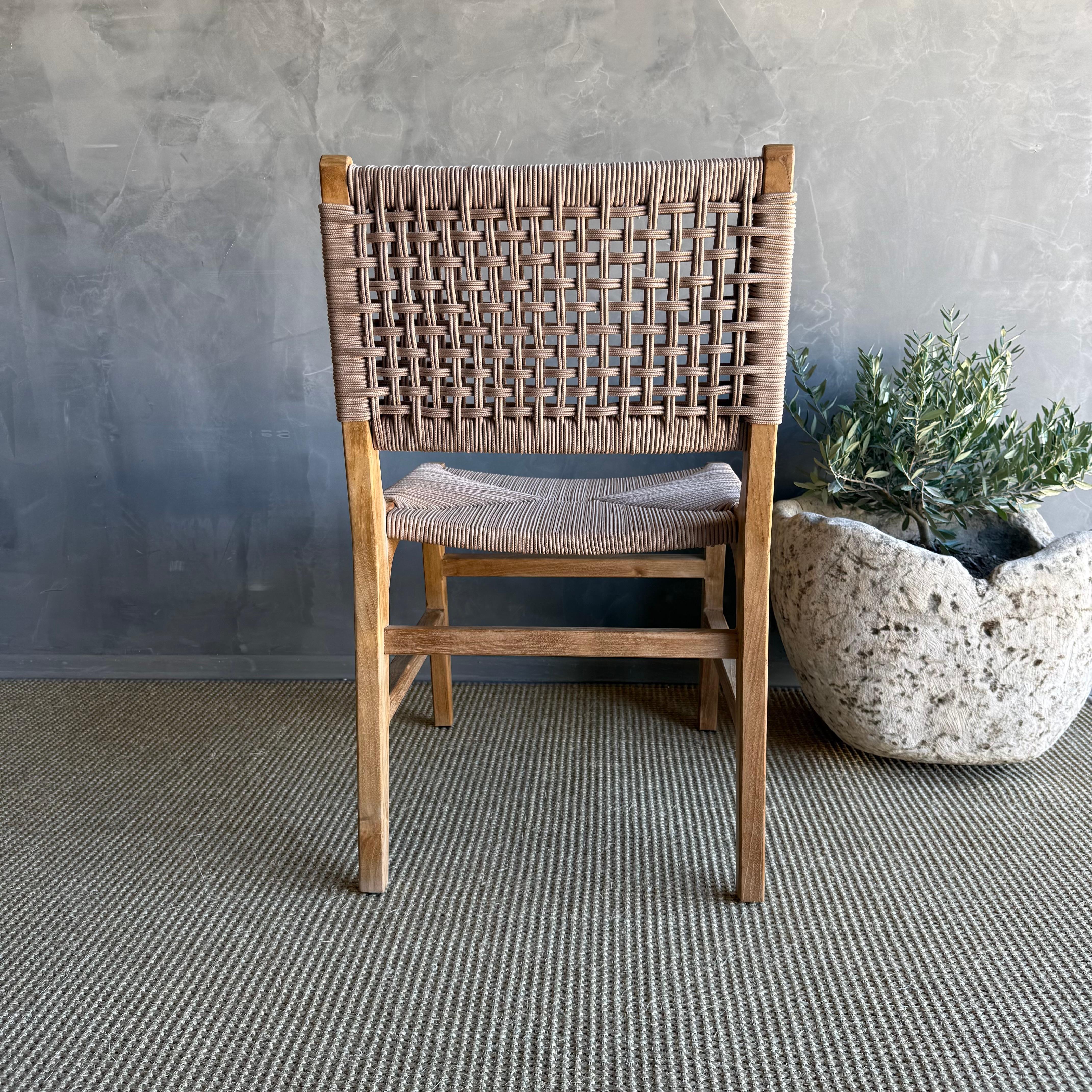 Indoor Outdoor Teakholz Esszimmerstühle mit geflochtenem Seil Natur im Angebot 2