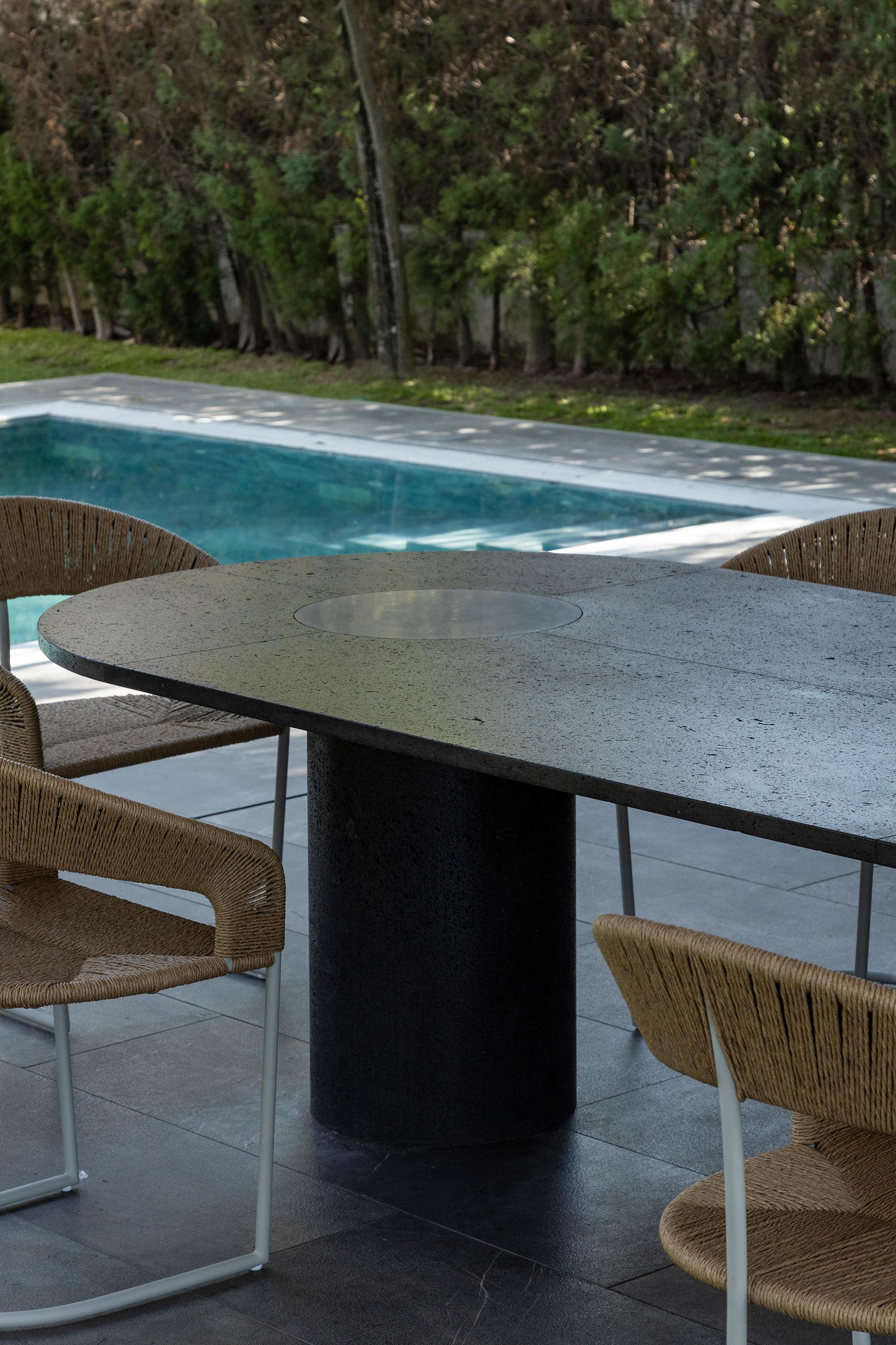 Contemporary Indoor/Outdoor Volcanic Rock Petra Dining Table, Made in Mexico For Sale