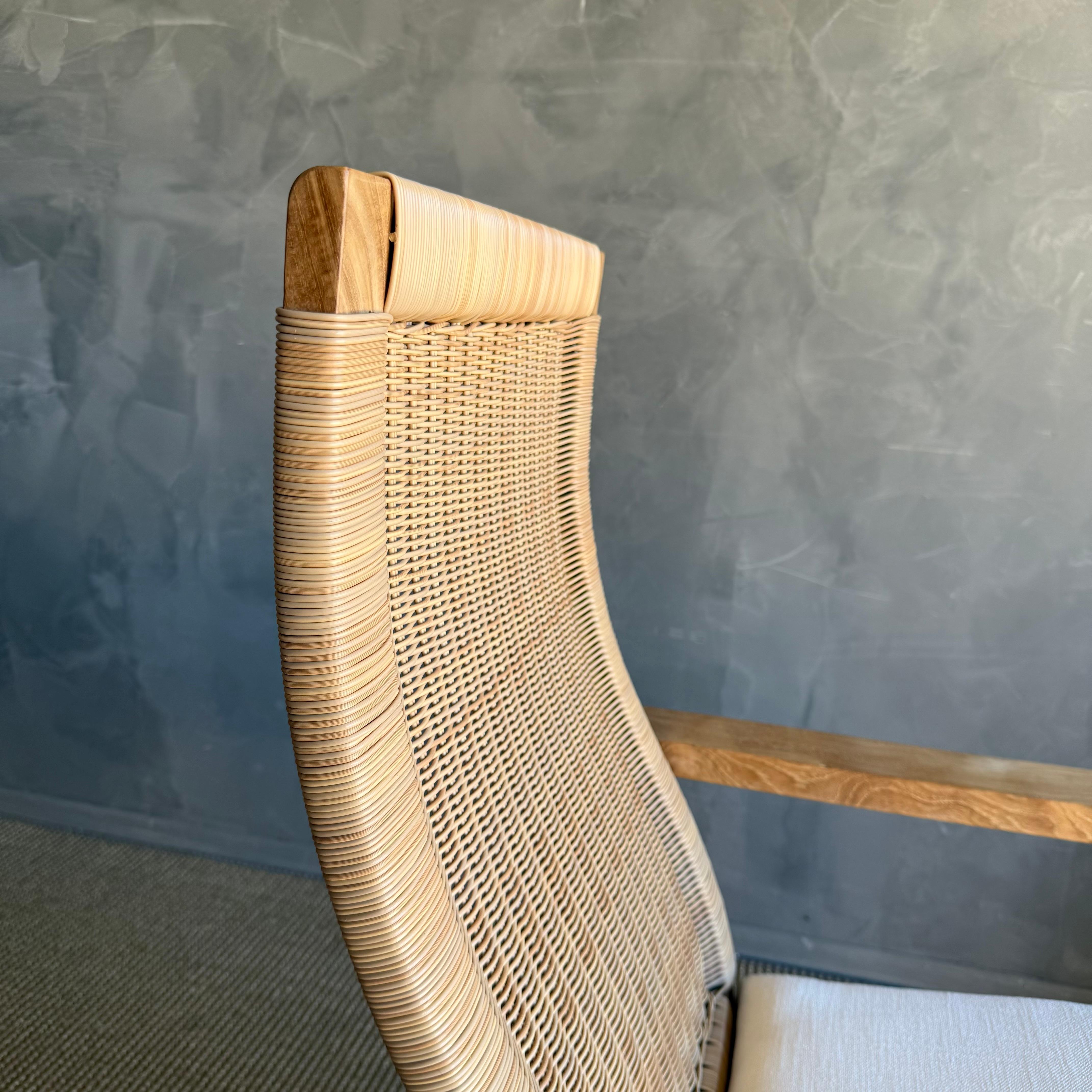 Chaise longue en bois de teck tressé pour l'intérieur et l'extérieur avec coussin en vente 2