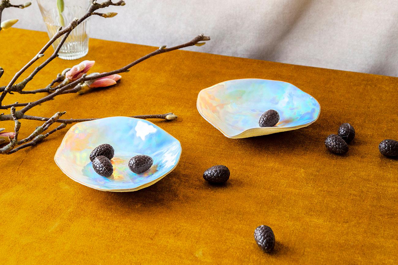 Indulge Nº5/Iridescent+24k Golden Rim/Small Plate, Handmade Porcelain Tableware In New Condition For Sale In Amsterdam, NL