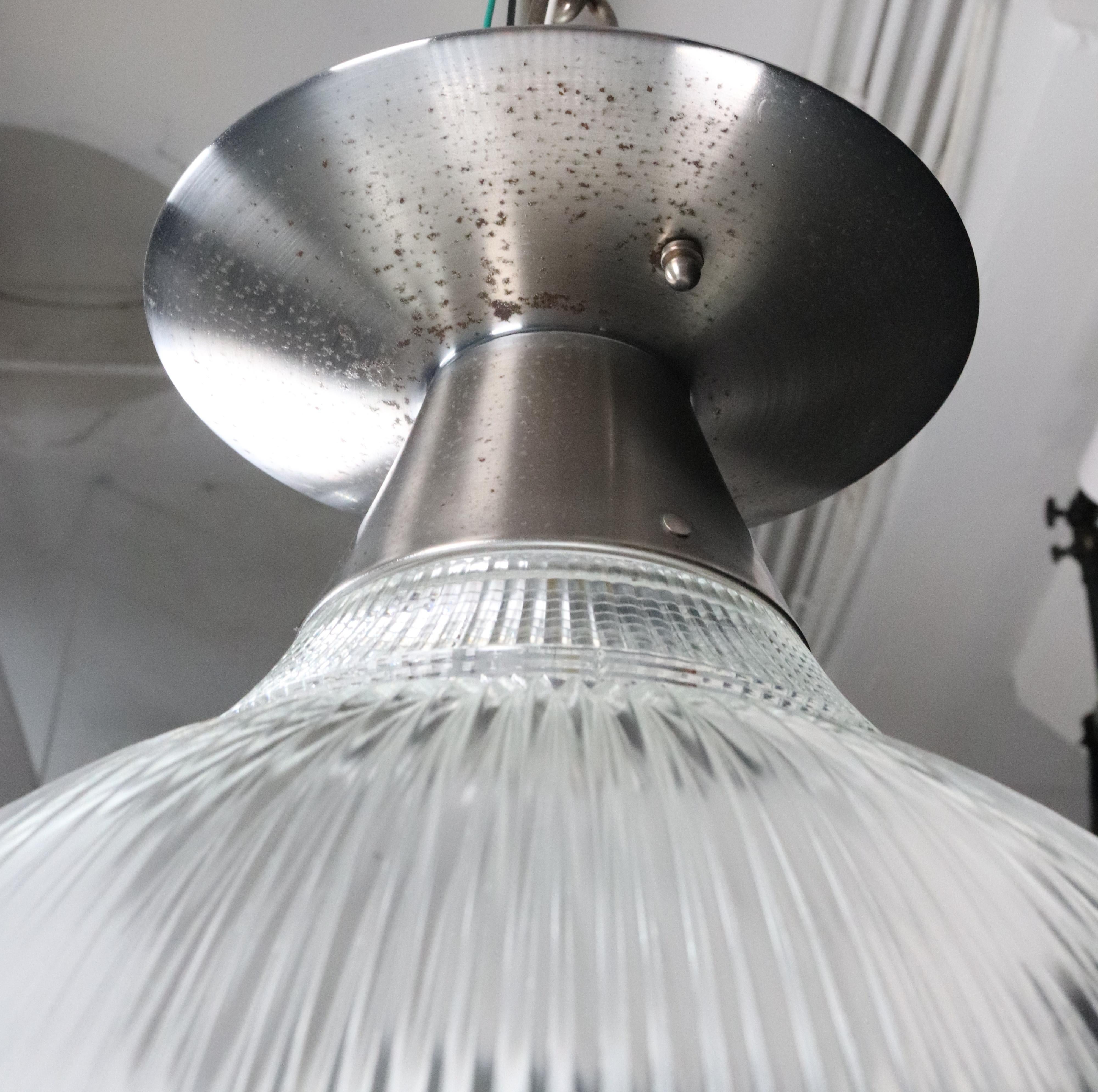 Industrial 15,5 pouces Lights à encastrer en verre Holophane en vente 7