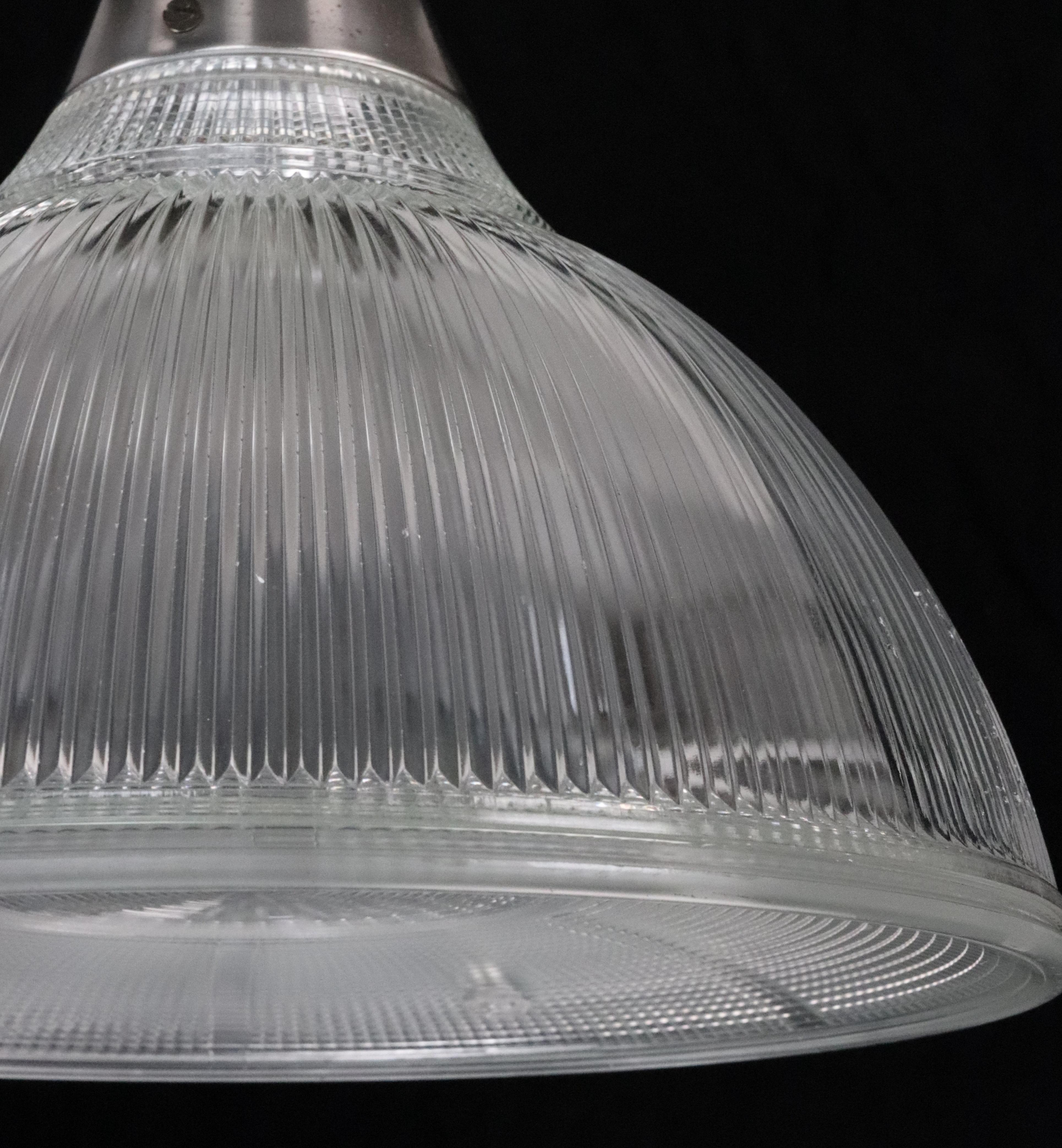 Industriel Industrial 15,5 pouces Lights à encastrer en verre Holophane en vente