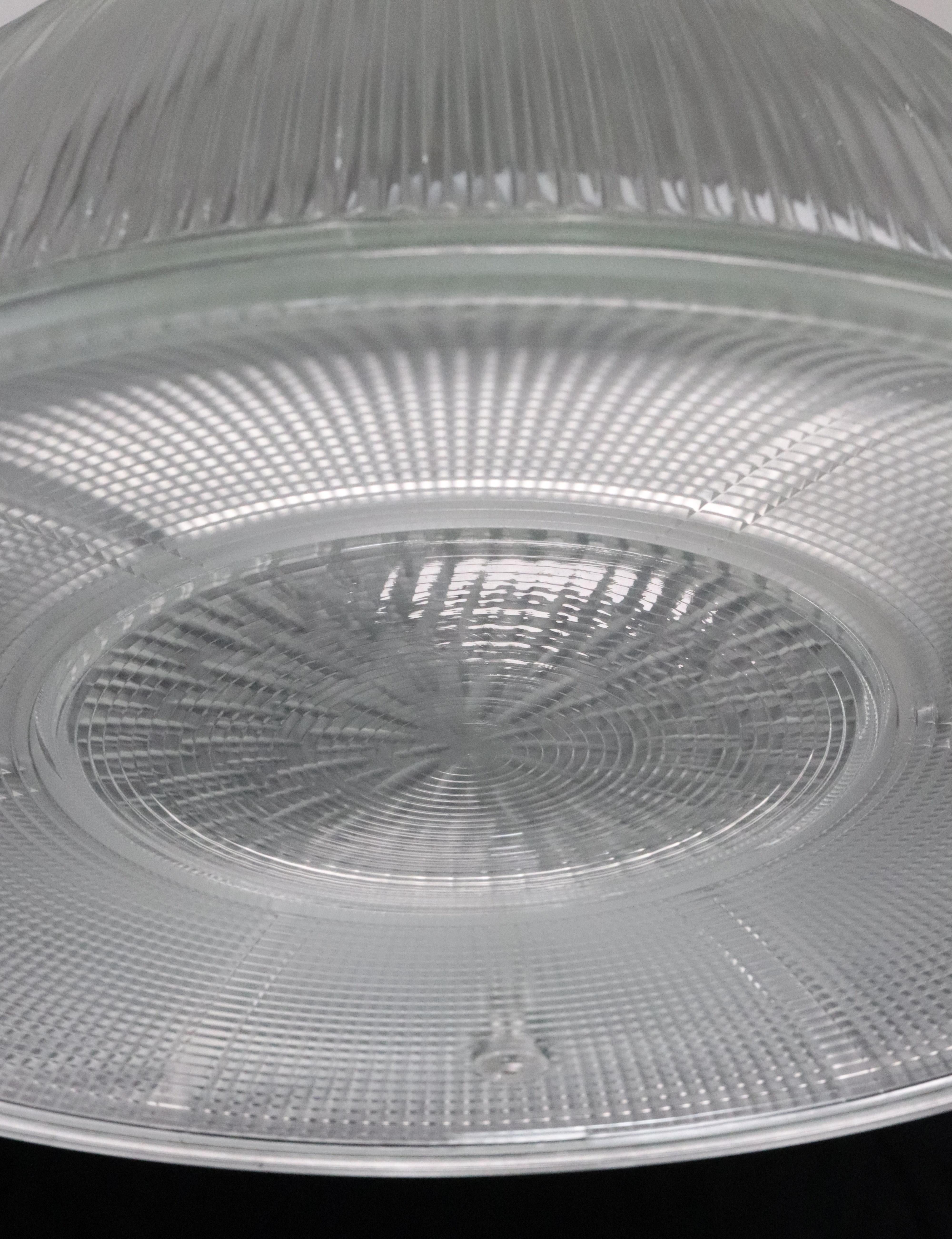 Industrial 15,5 pouces Lights à encastrer en verre Holophane Bon état - En vente à New York, NY