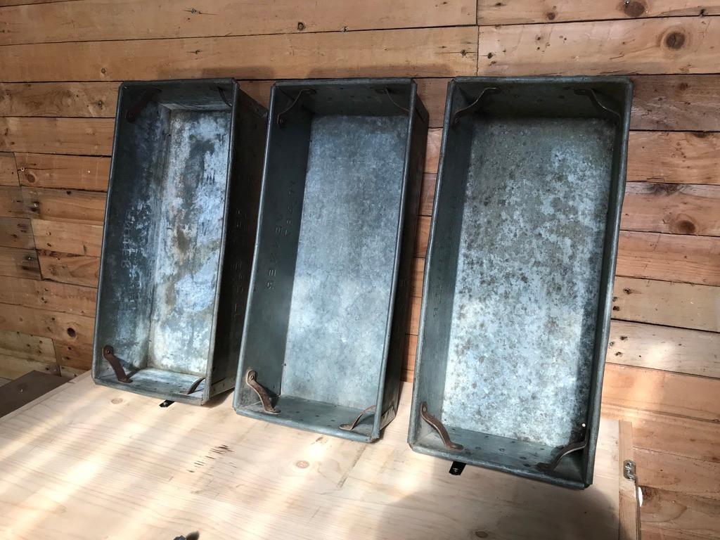 Industrial Venner stock number IT - 387, 1965 metal zinc stackable storage display boxes or can be drilled to become stylish wall shelves or can be used as planter boxes, these boxes will be great for shop display, usage is endless! 

Proper very