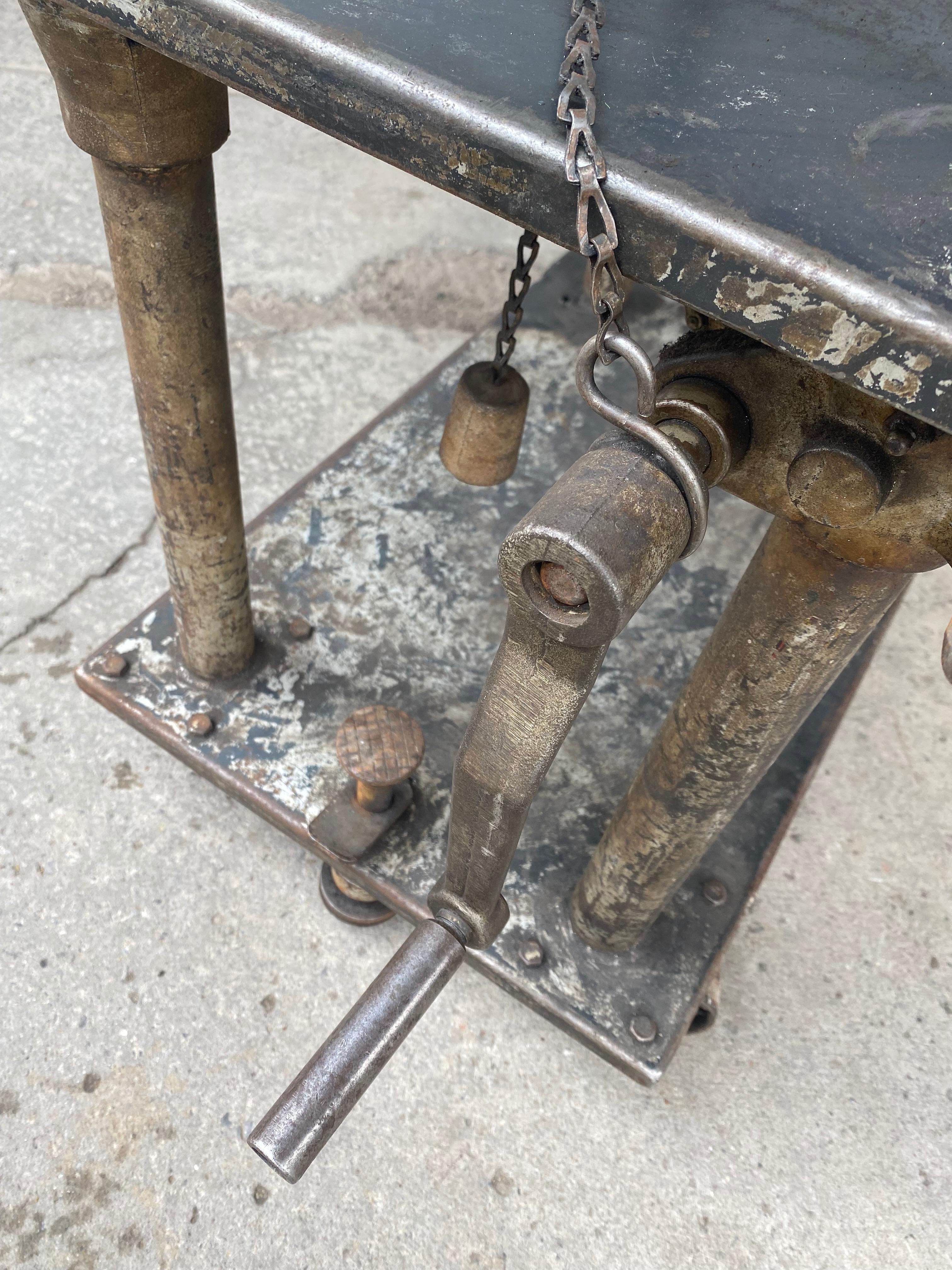Industrial 3-Tiered Chain Drive Adjustable Steel Table / Bar Cart/ Factory Lift In Distressed Condition In Buffalo, NY