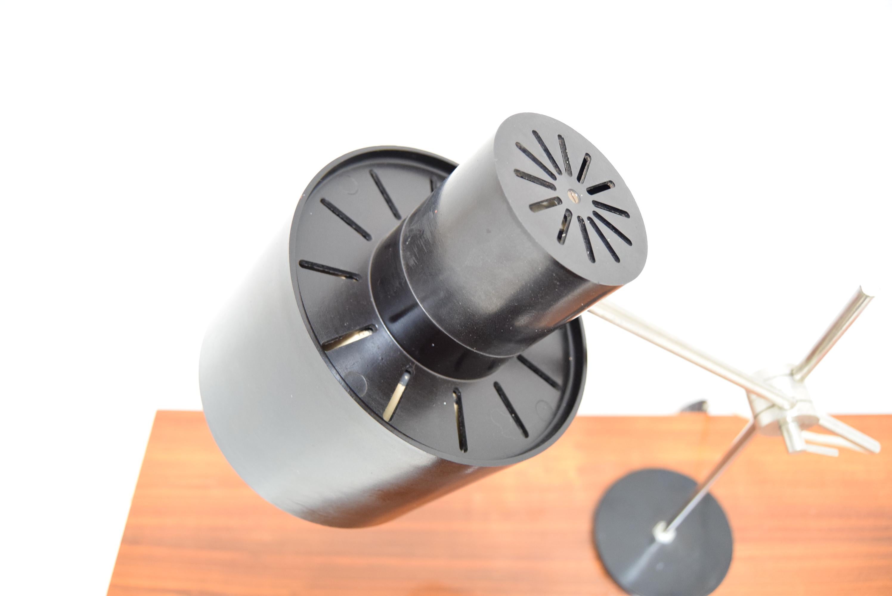 Lampada industriale da ufficio regolabile di Jan Suchan per Elektrosvit, anni '60 in vendita 4