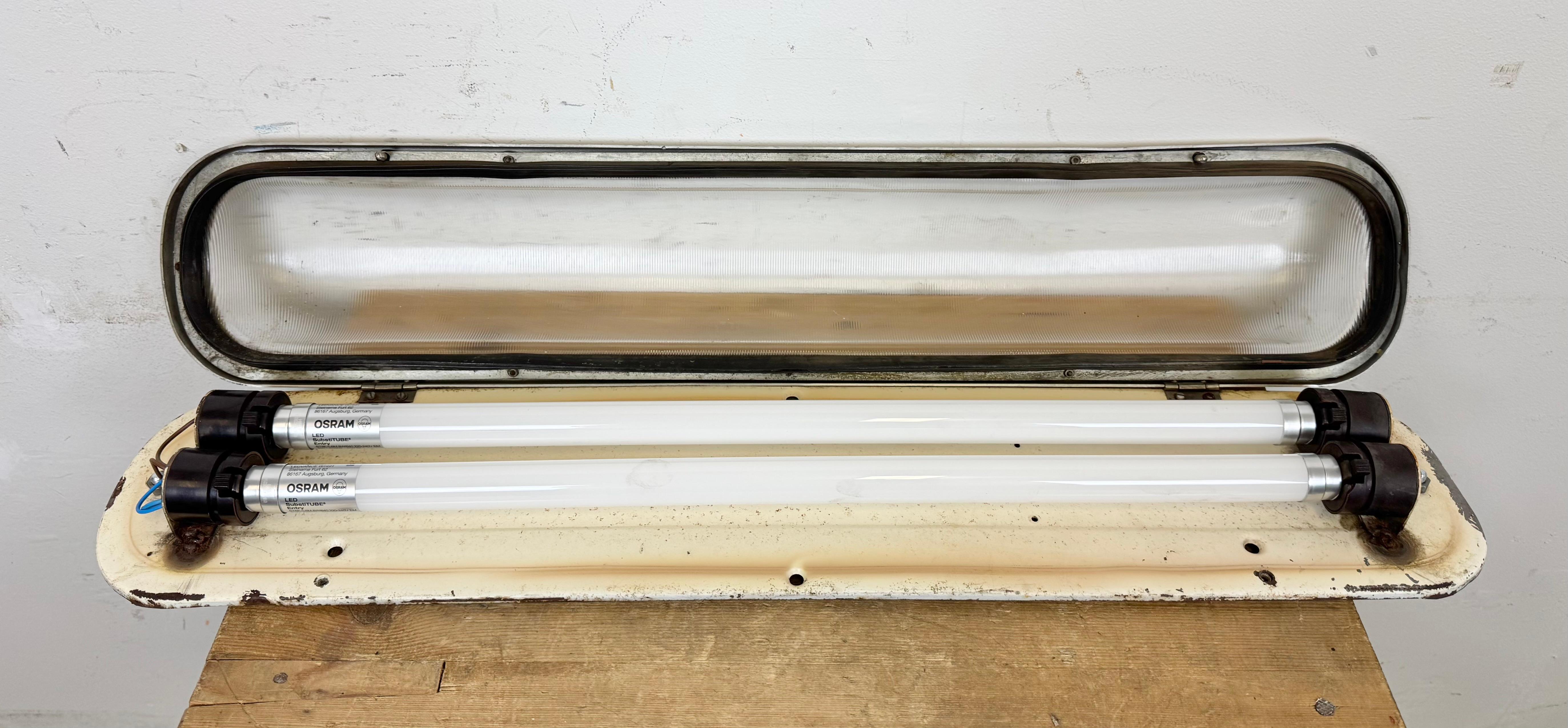 Industrial Aluminium Hanging Tube Light, 1970s For Sale 10