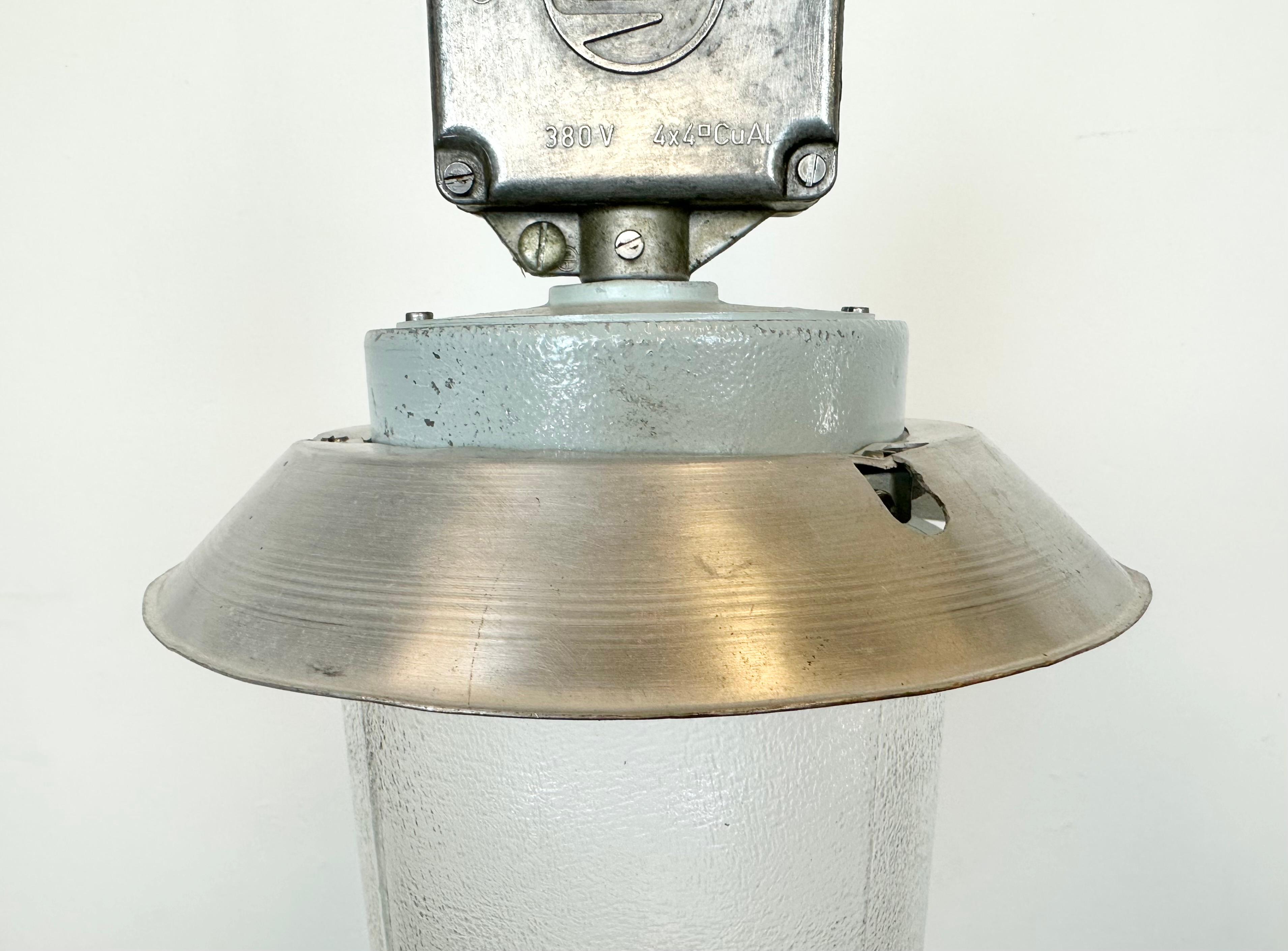 Industrial Aluminium Light with Glass Cover from Elektrosvit, 1970s In Good Condition For Sale In Kojetice, CZ