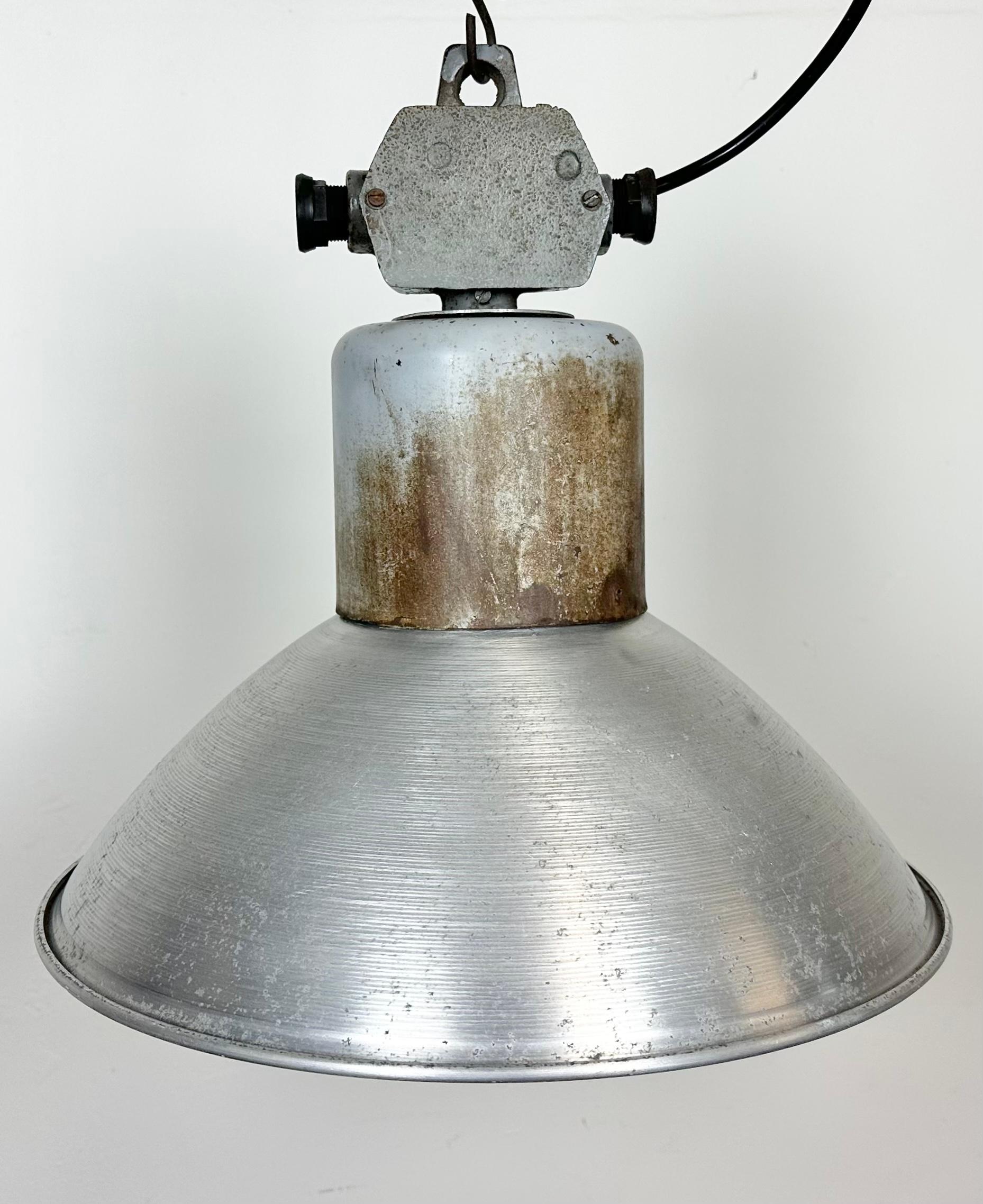 Polish Industrial Aluminium Pendant Lamp from Polam Wilkasy, 1960s For Sale