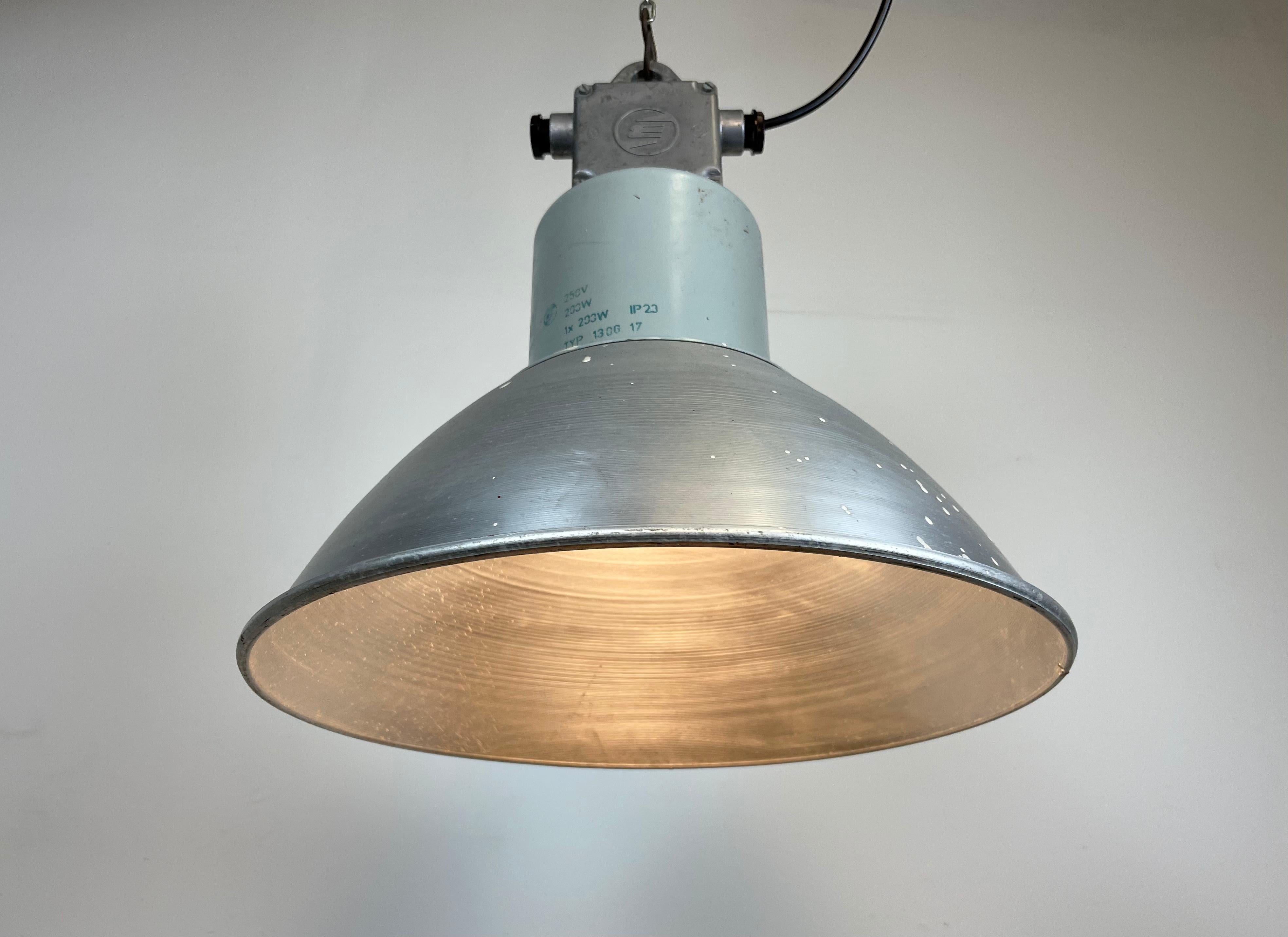 Industrial Aluminium Pendant Light from Elektrosvit, 1960s For Sale 7